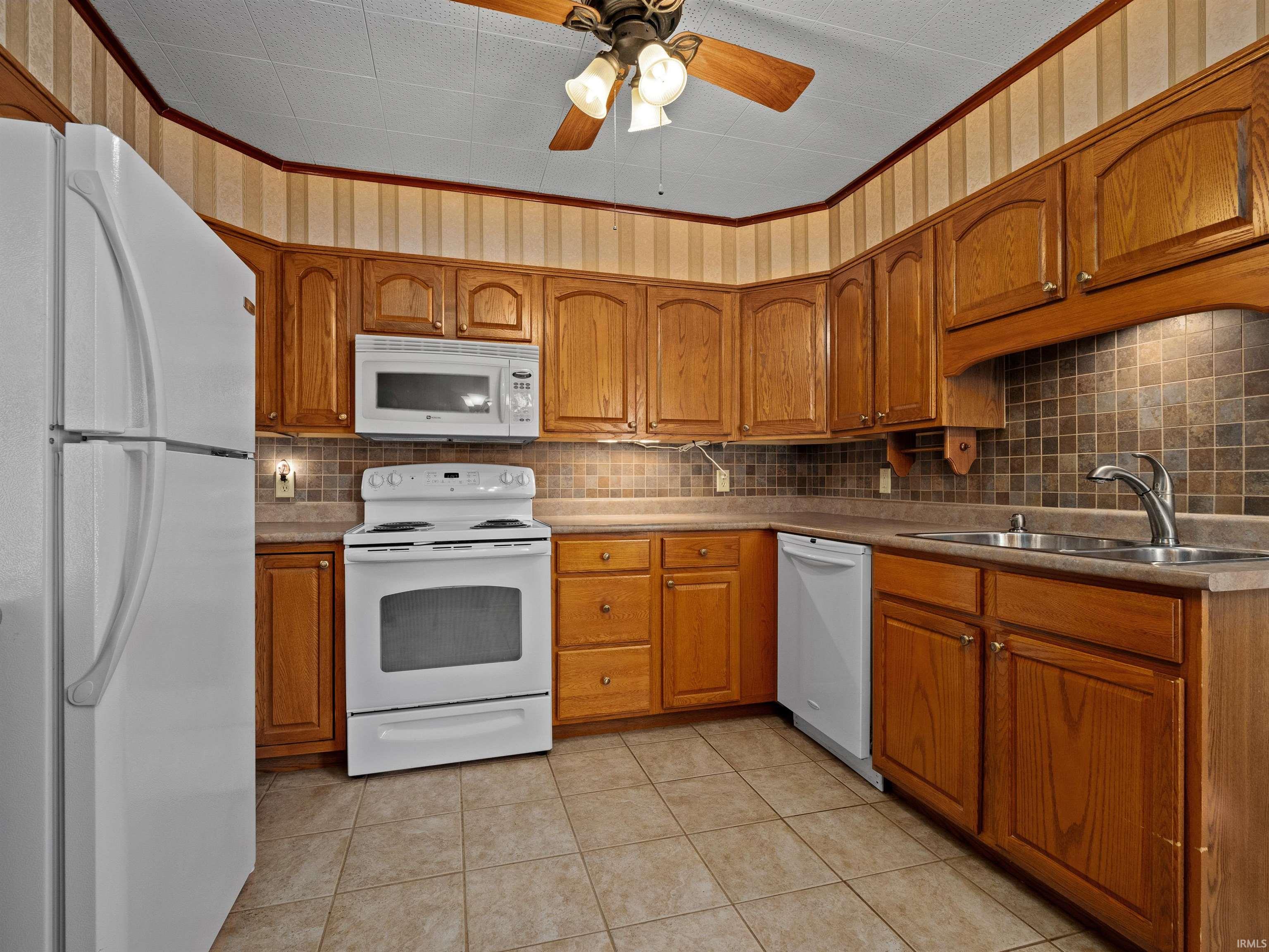 Photo 12 of 910 S Ijams Street