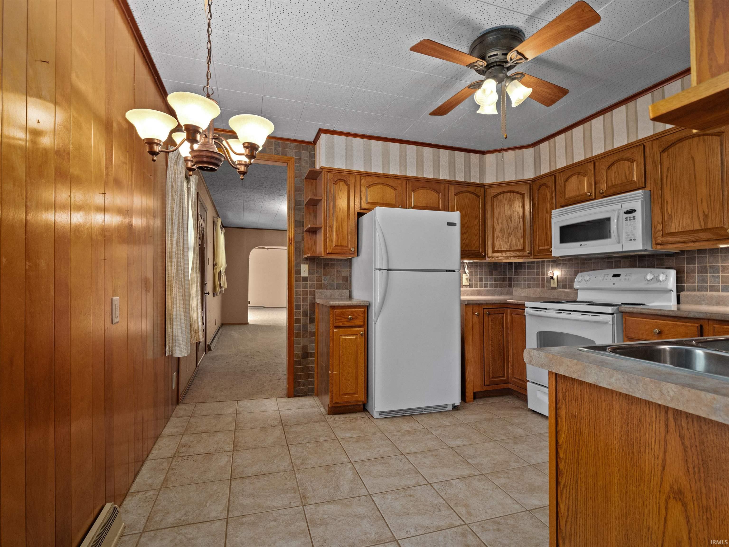 Photo 13 of 910 S Ijams Street