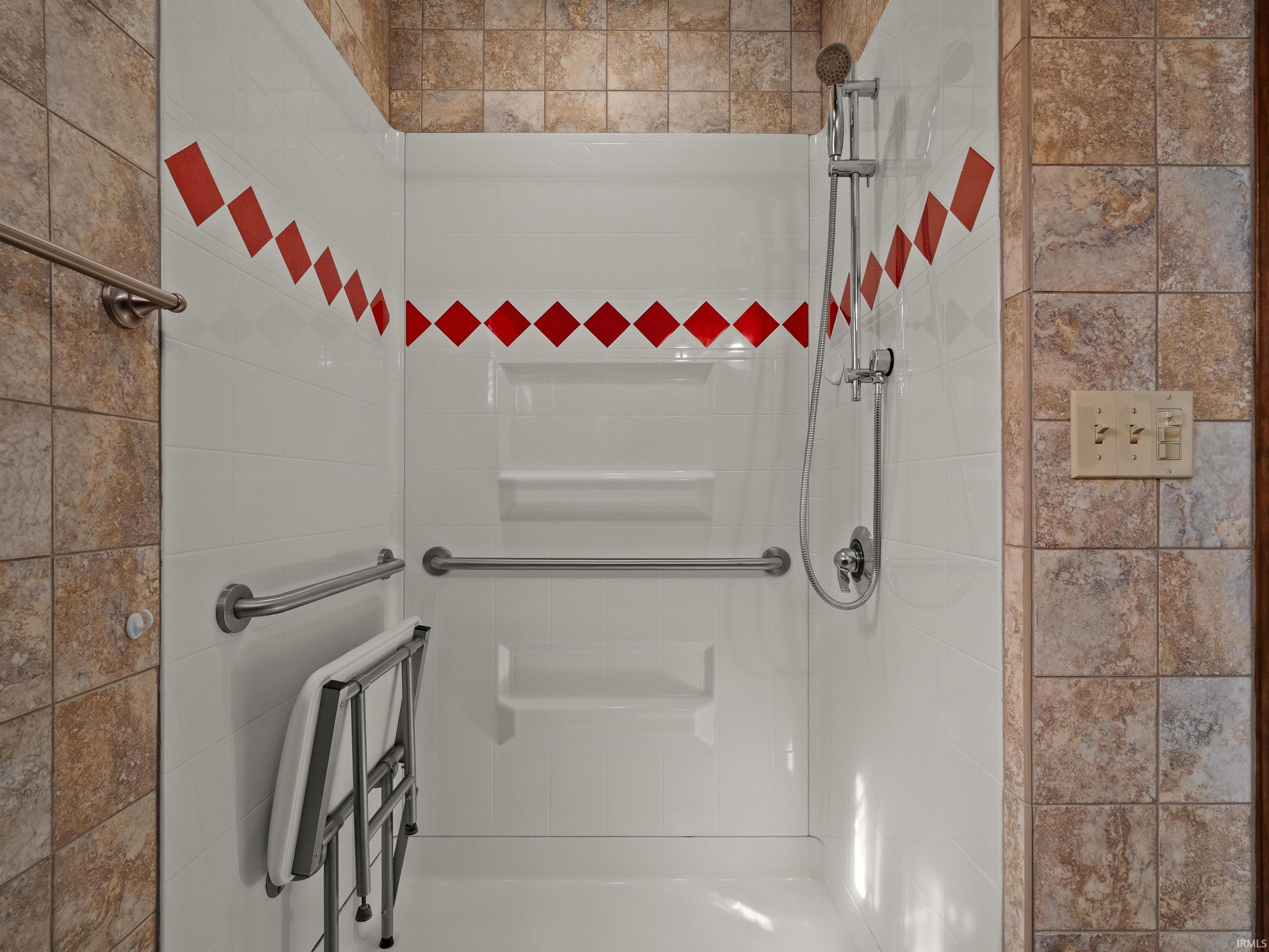 Photo 20 of 910 S Ijams Street