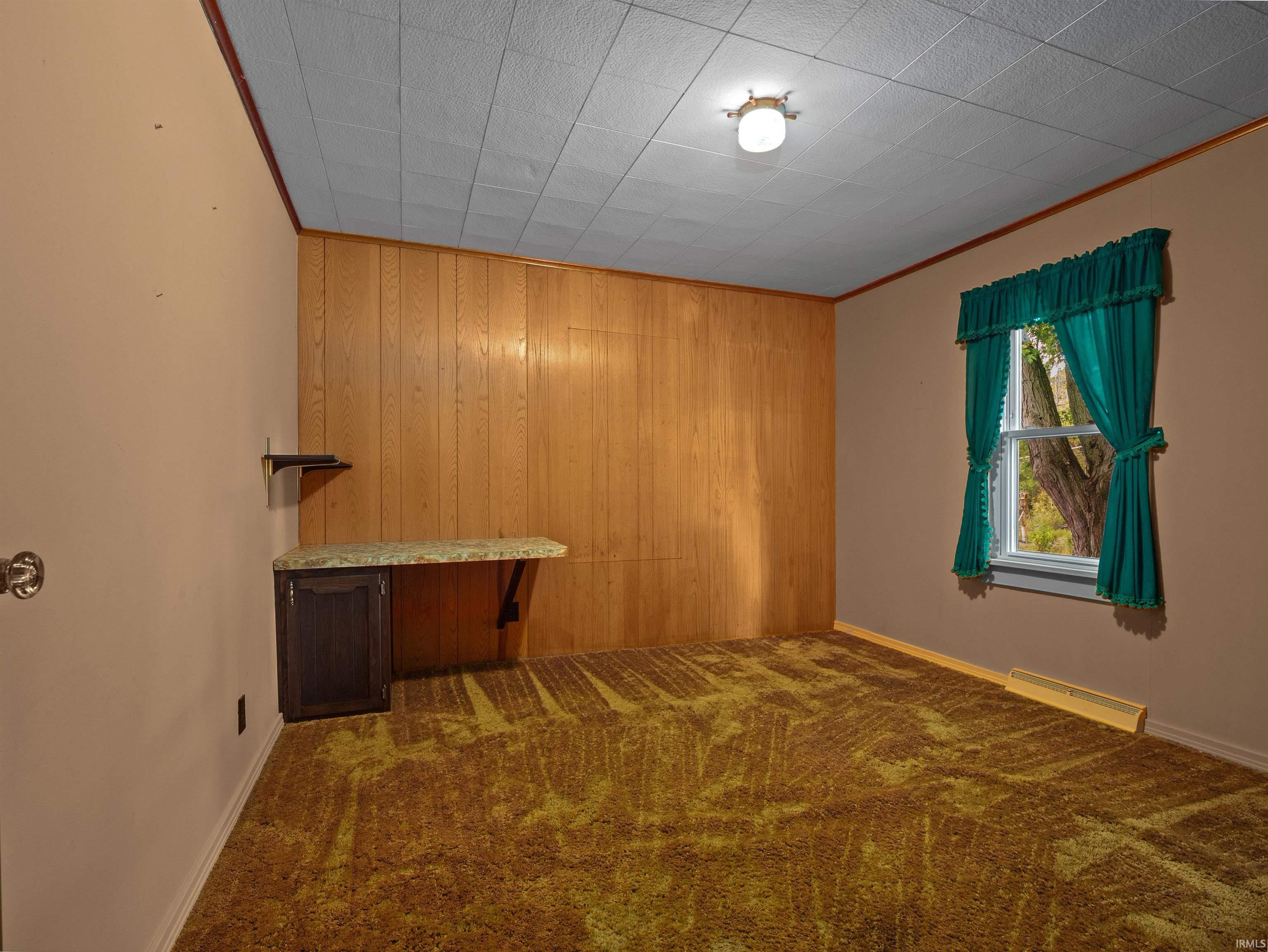 Photo 21 of 910 S Ijams Street