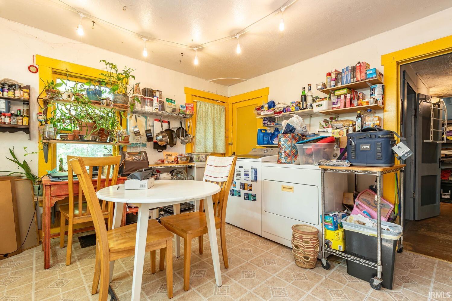 Homes for sale in Bloomington, IN | 621 W 12Th St, Bloomington, IN 47404 | MLS# 202540730