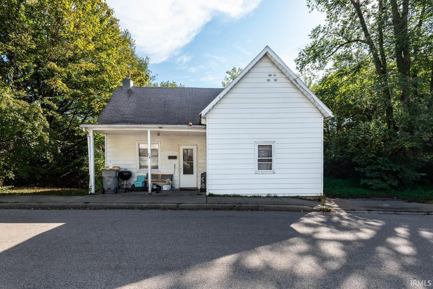 Homes for sale in Bloomington, IN | 714 N Fairview St, Bloomington, IN 47404 | MLS# 202540732