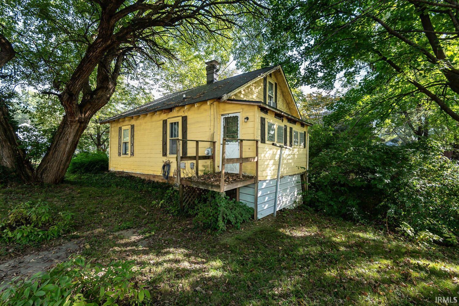 Homes for sale in Bloomington, IN | 714 N Fairview St, Bloomington, IN 47404 | MLS# 202540732