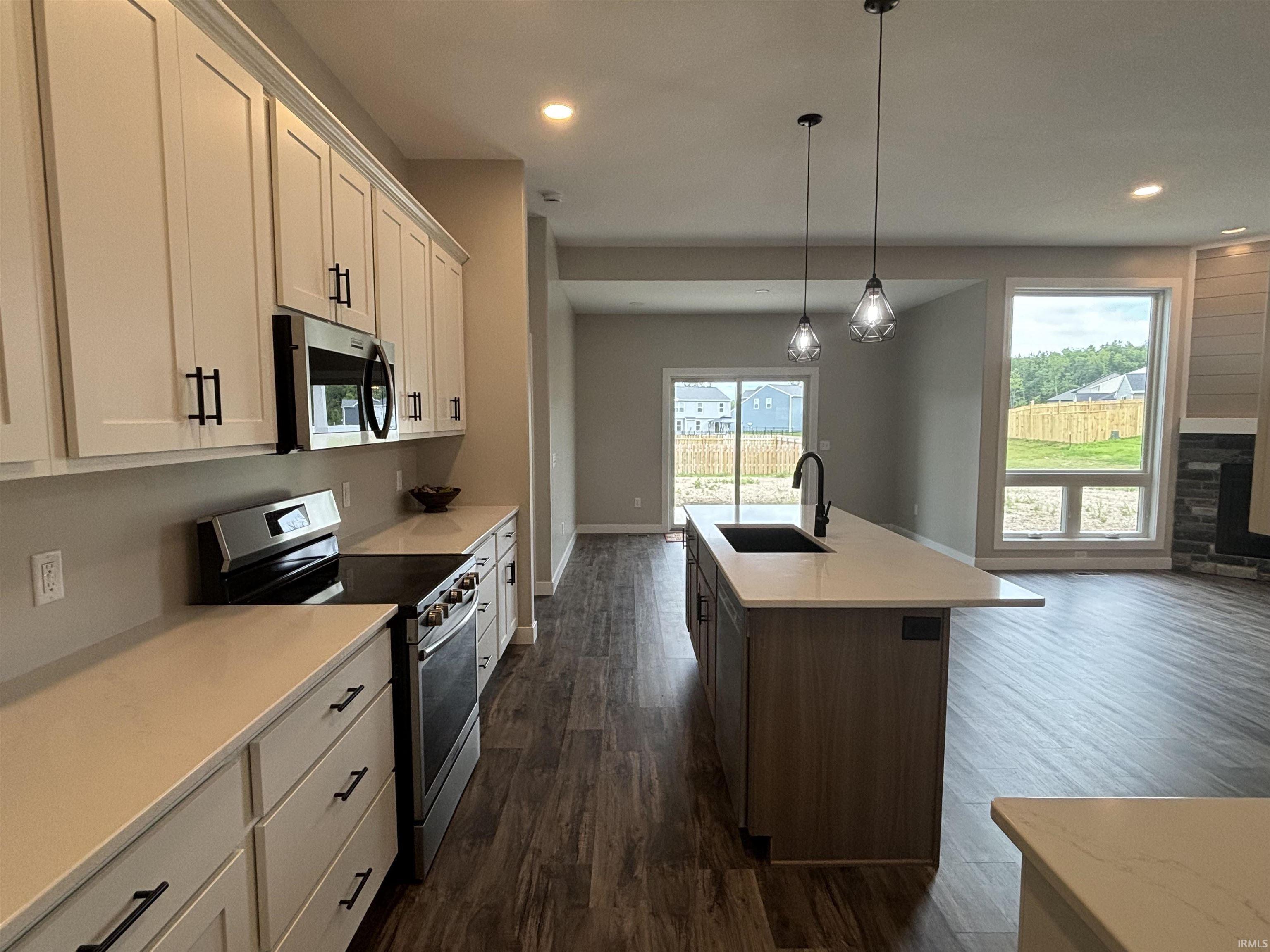 Photo 7 of 5591 BROAD FIELDS Cove