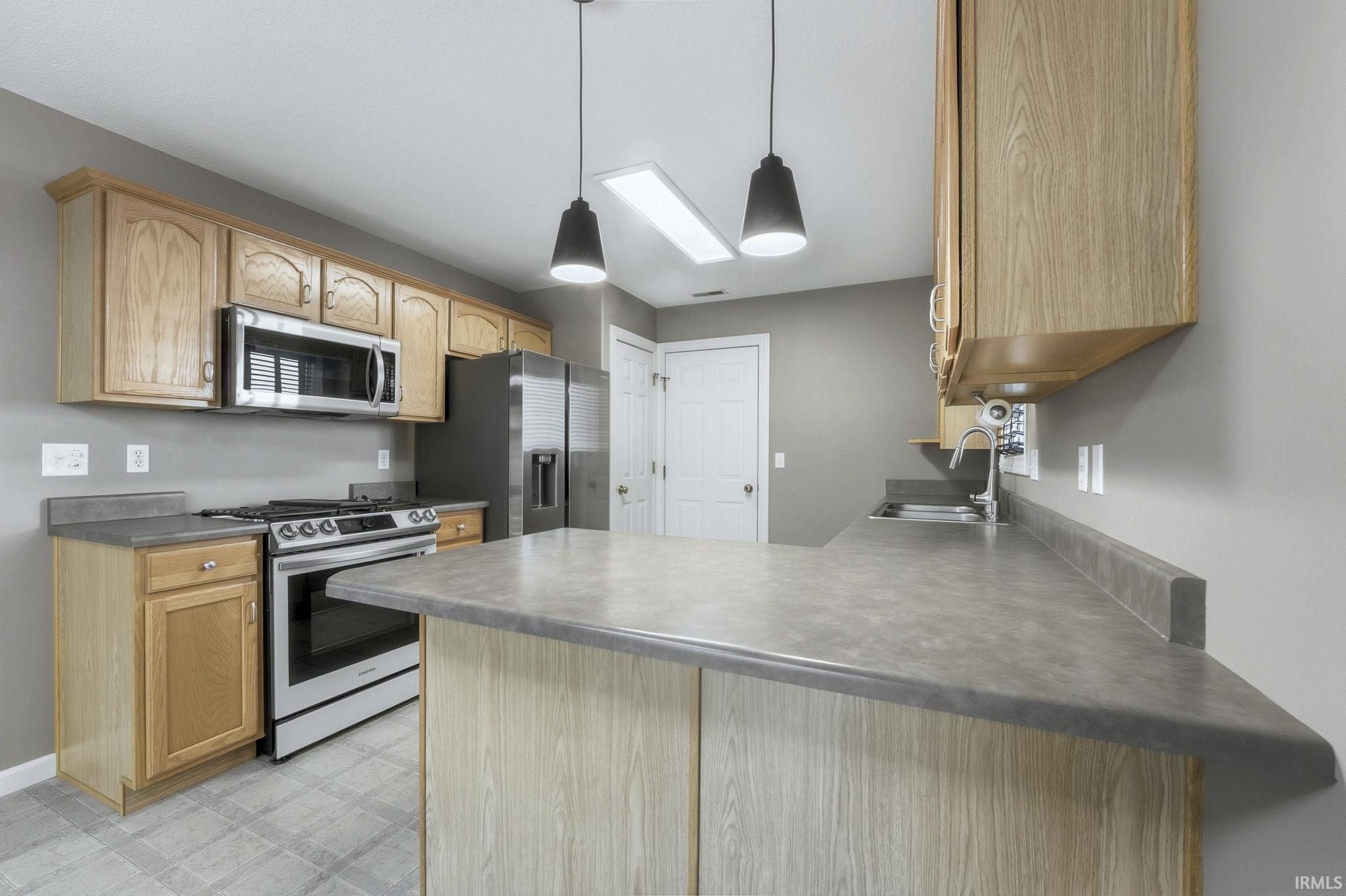 Photo 6 of 7610 Irwin Pines Court