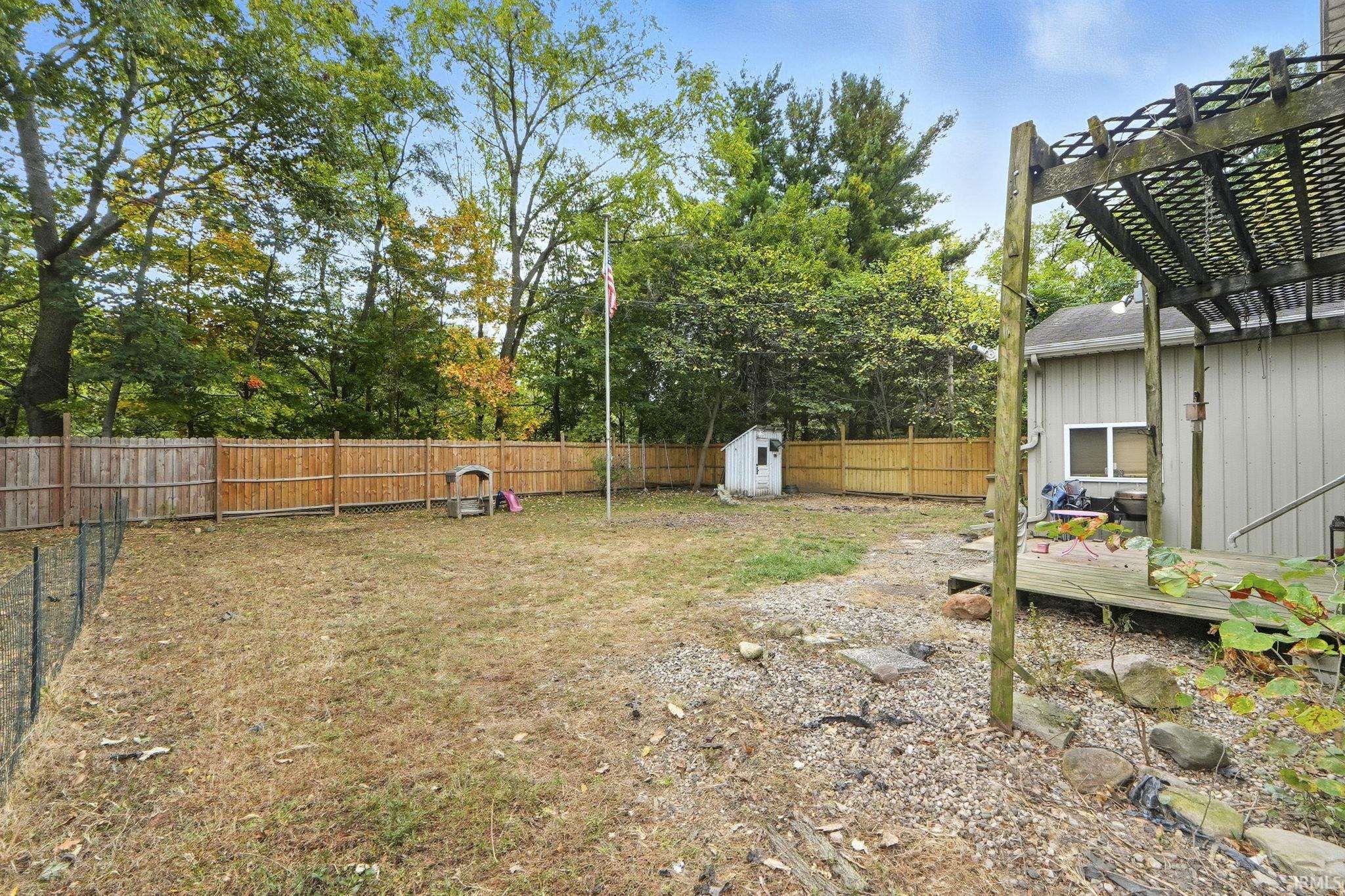 Photo 32 of 309 S Maple Street