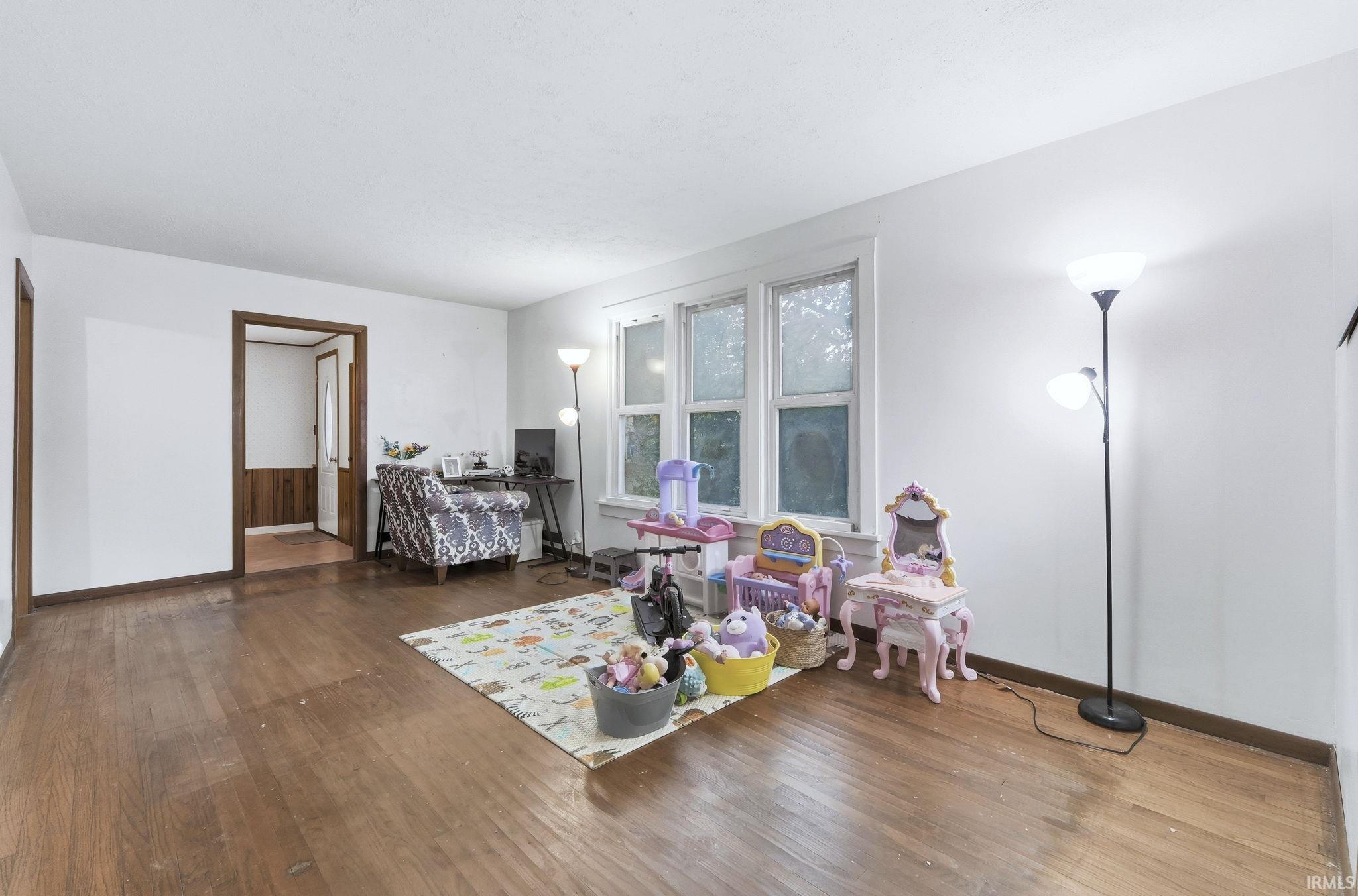 Photo 6 of 309 S Maple Street