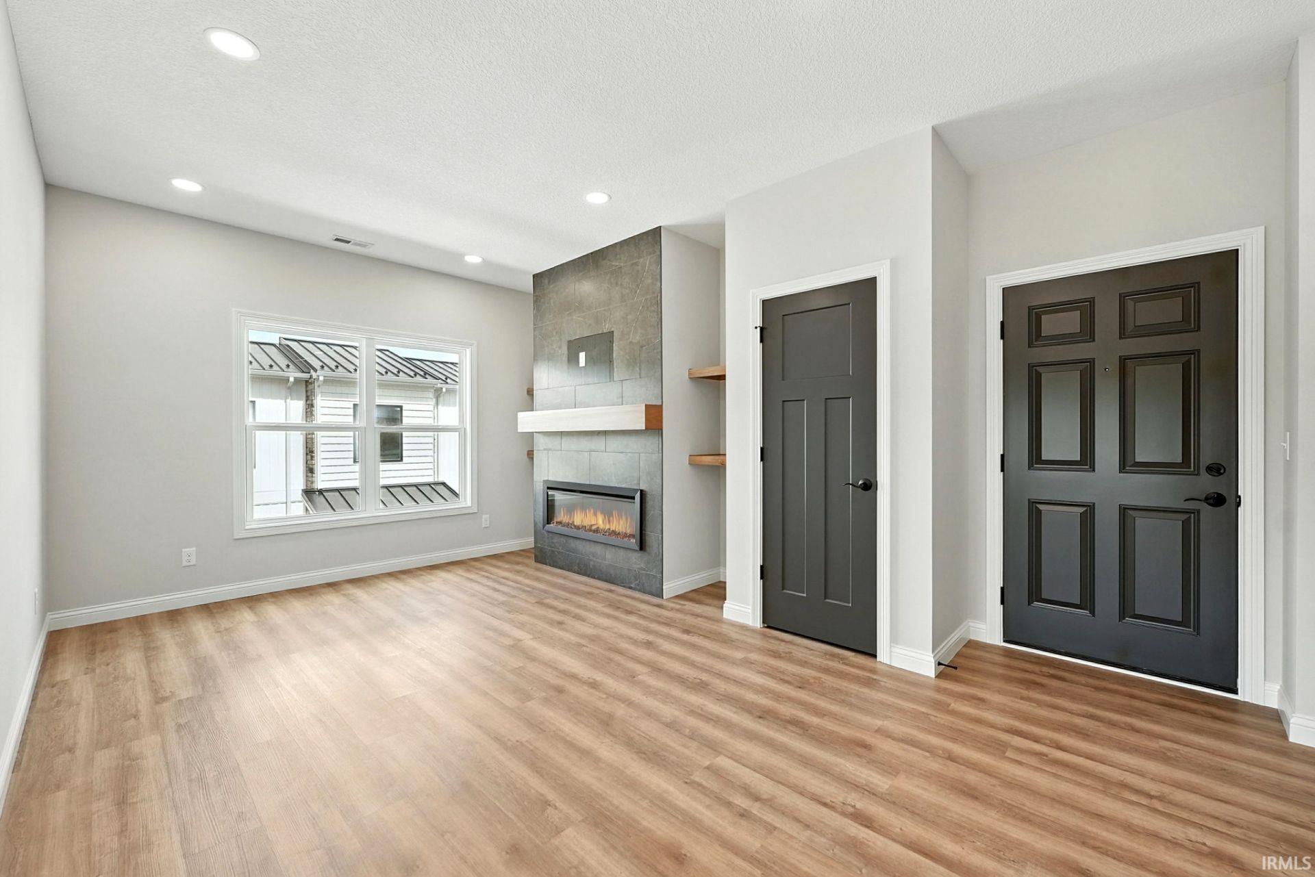 Photo 11 of 1030 S Wayne Street