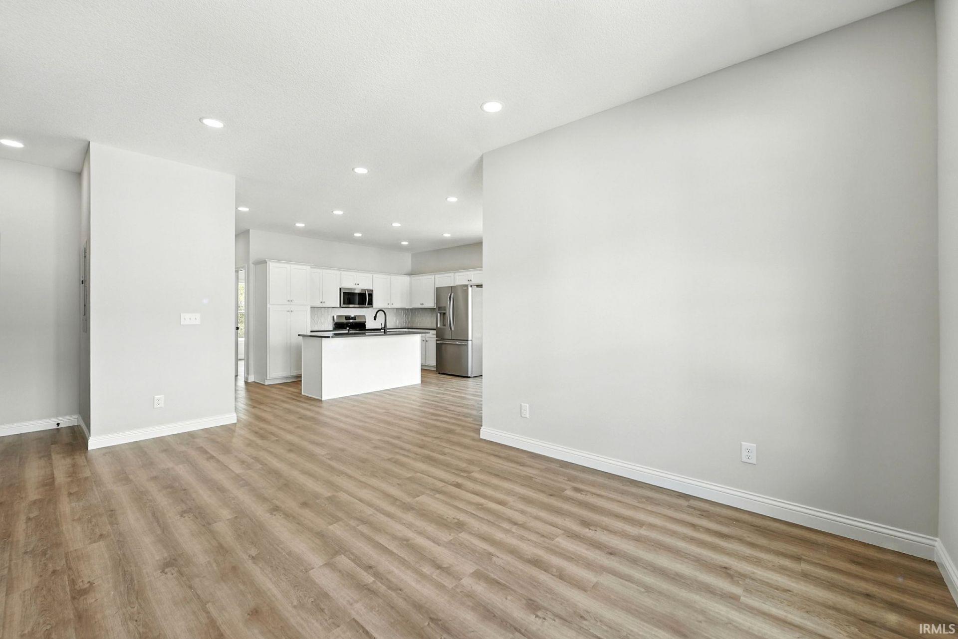 Photo 13 of 1030 S Wayne Street