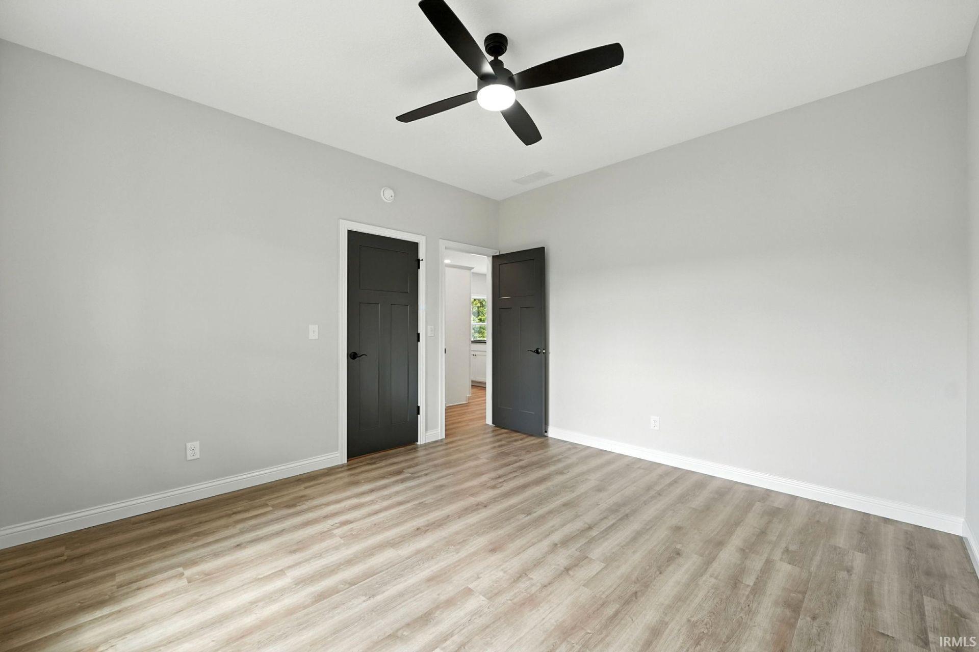 Photo 14 of 1030 S Wayne Street