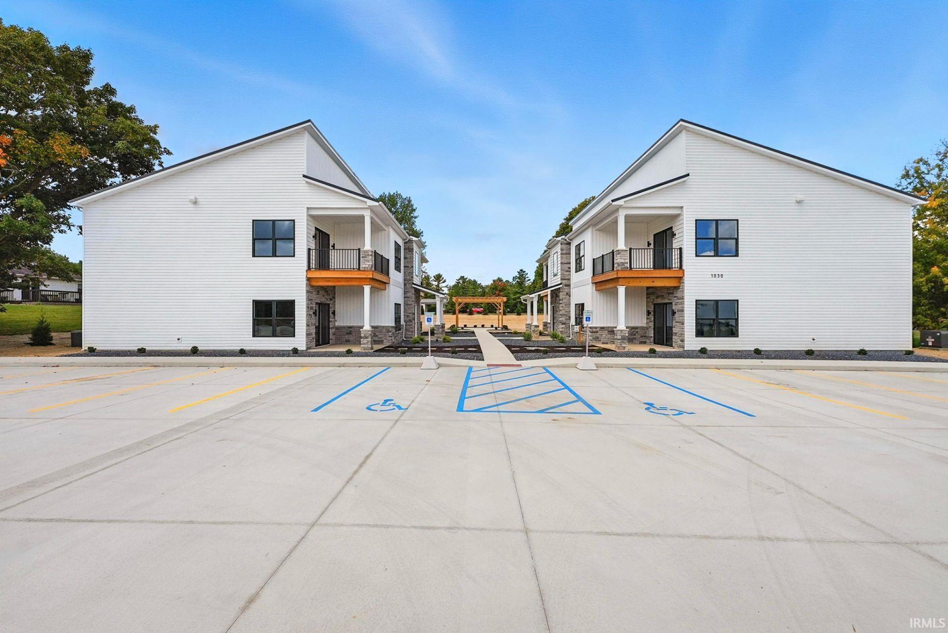 Photo 23 of 1030 S Wayne Street