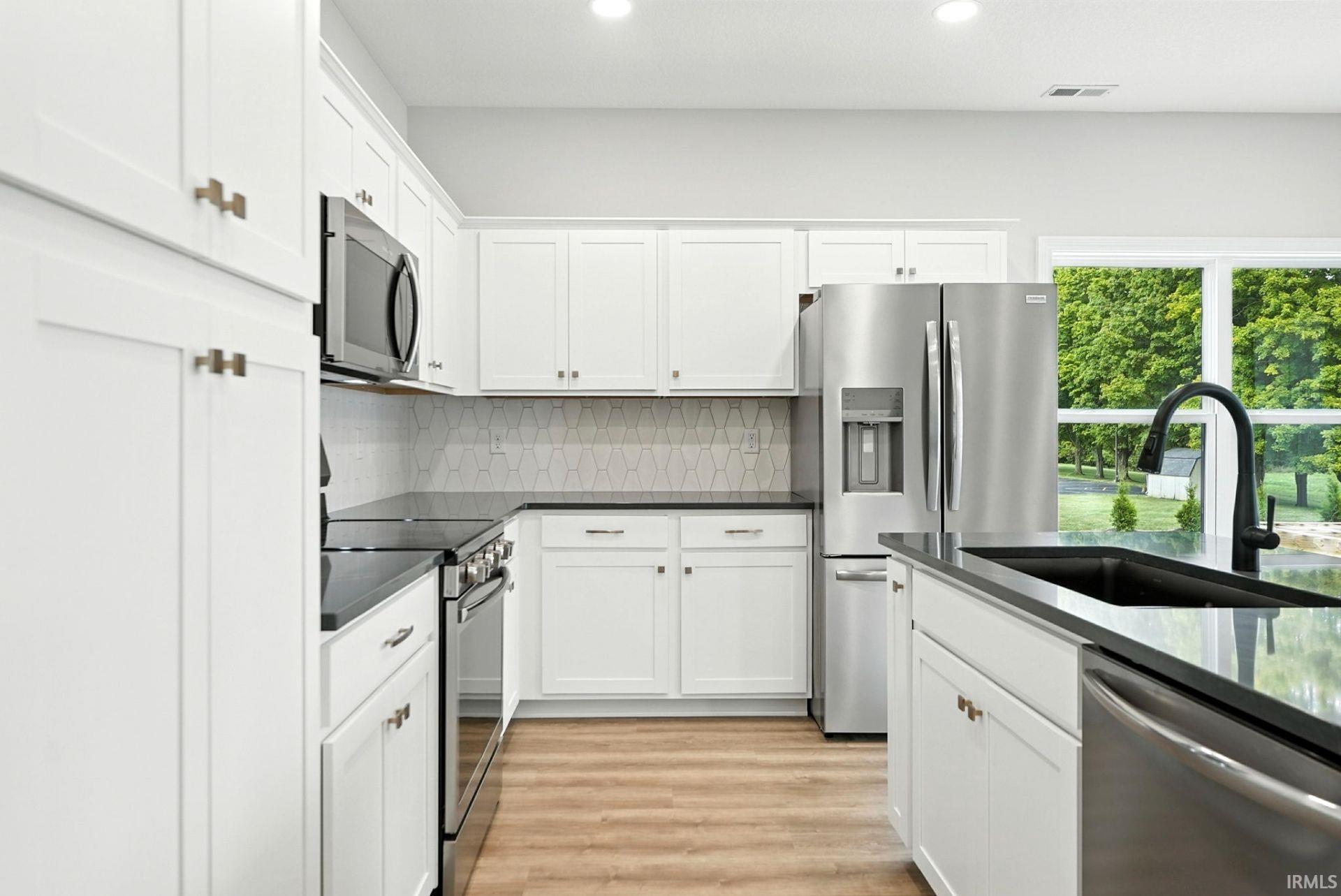 Photo 7 of 1030 S Wayne Street