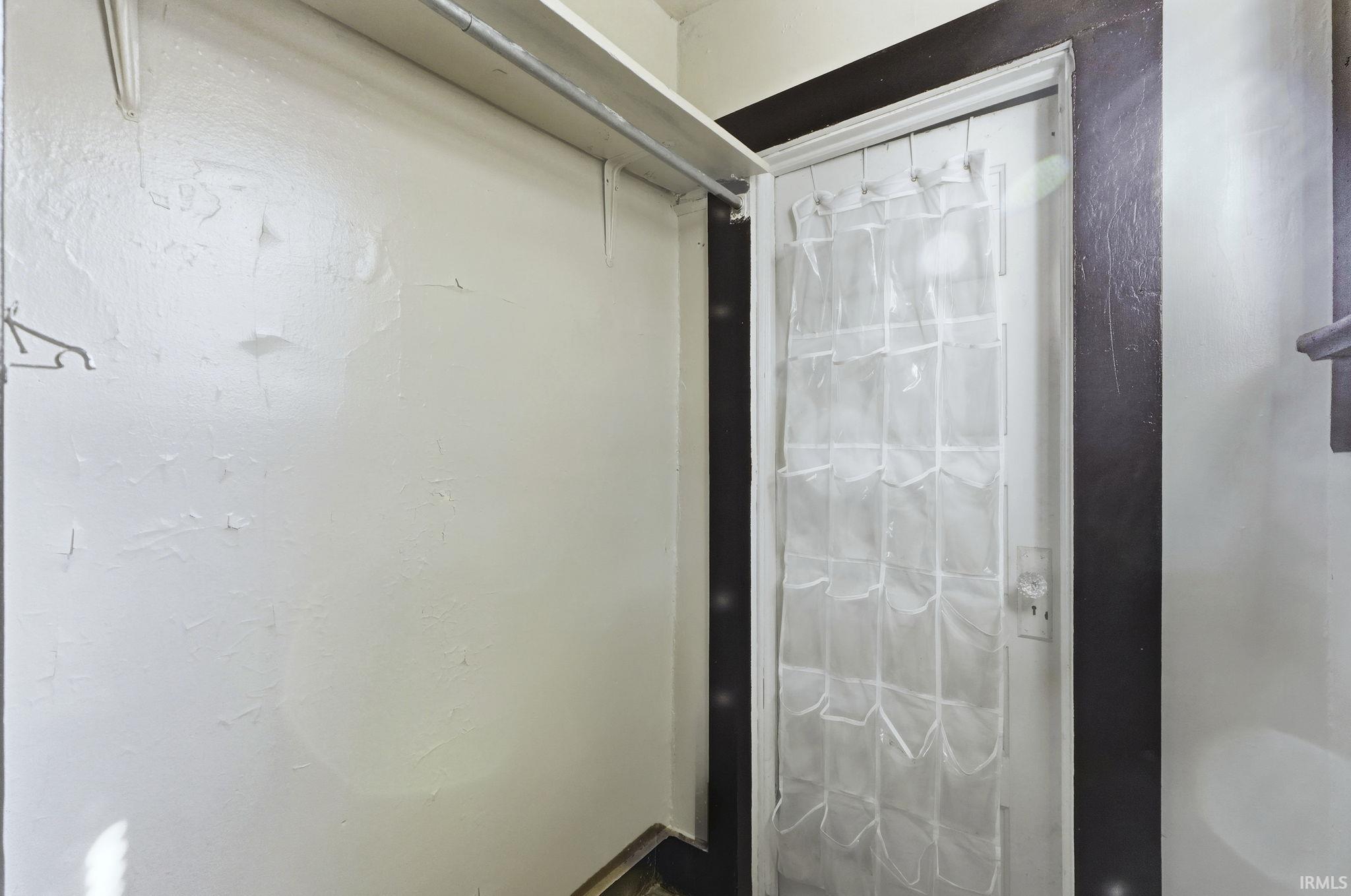 Photo 27 of 736 Woodlawn Avenue