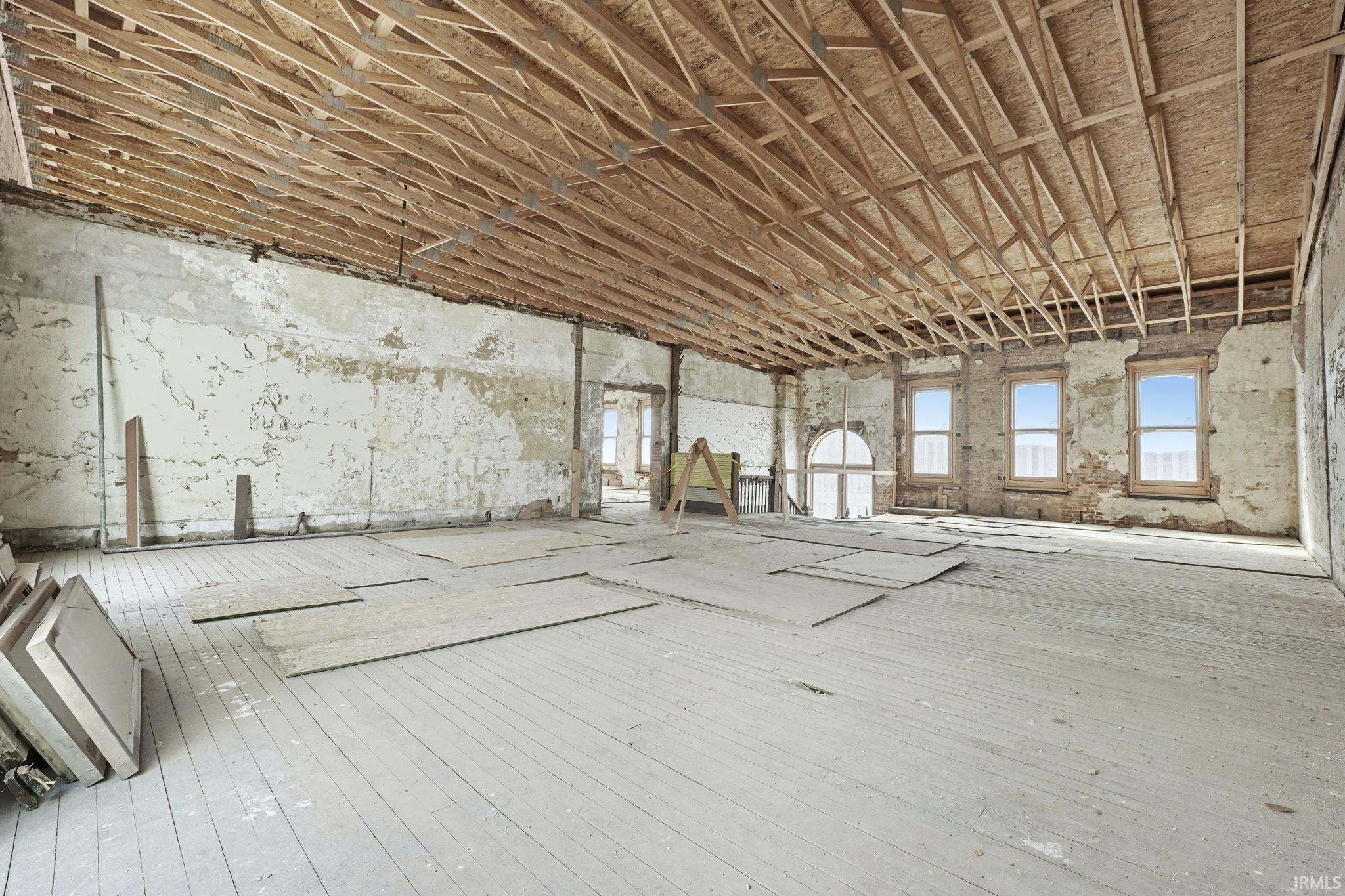 Photo 17 of 1 W Canal Street