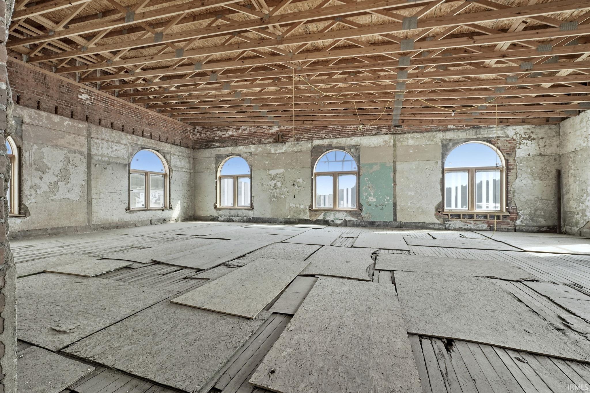 Photo 20 of 1 W Canal Street