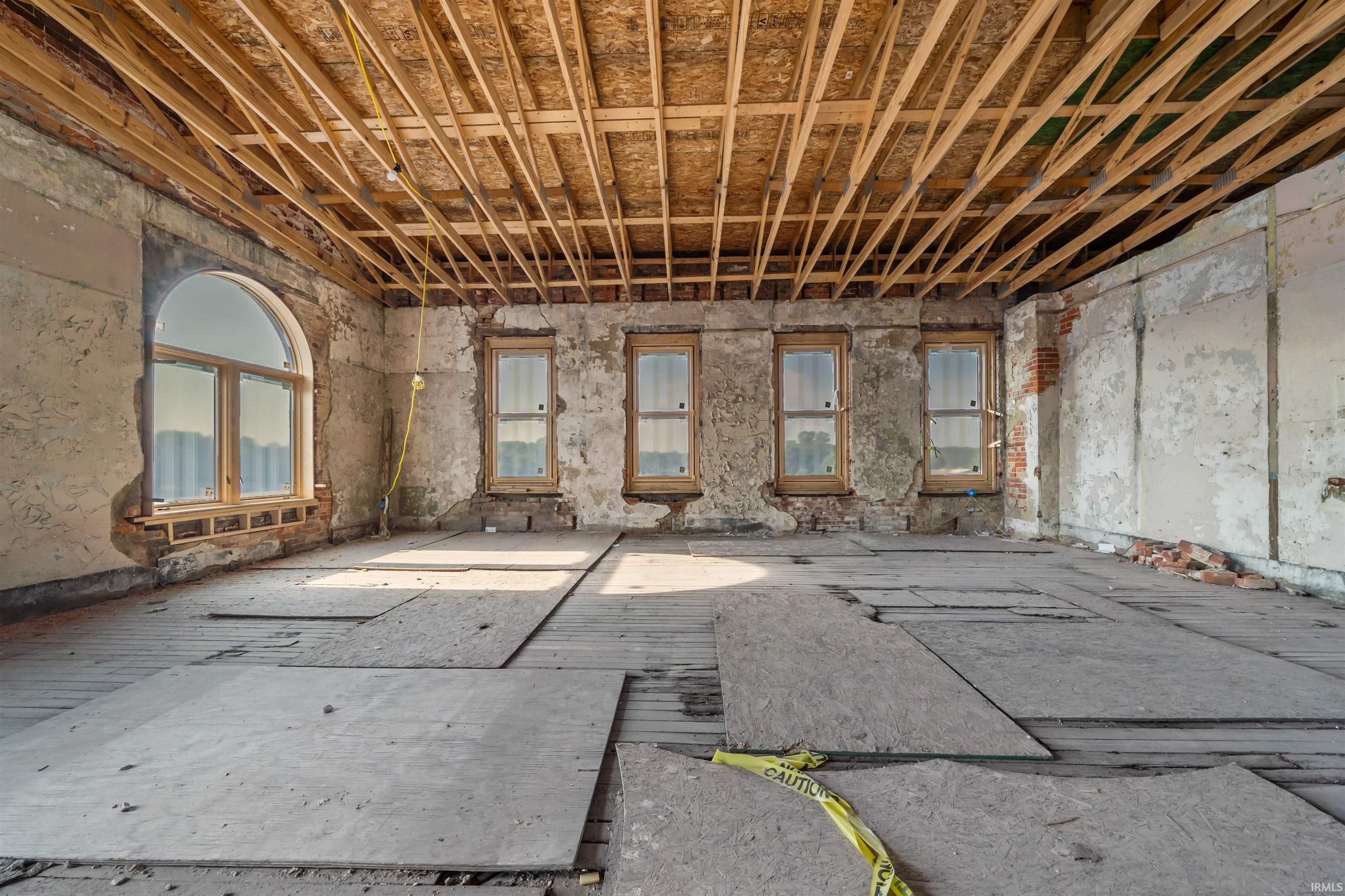 Photo 27 of 1 W Canal Street