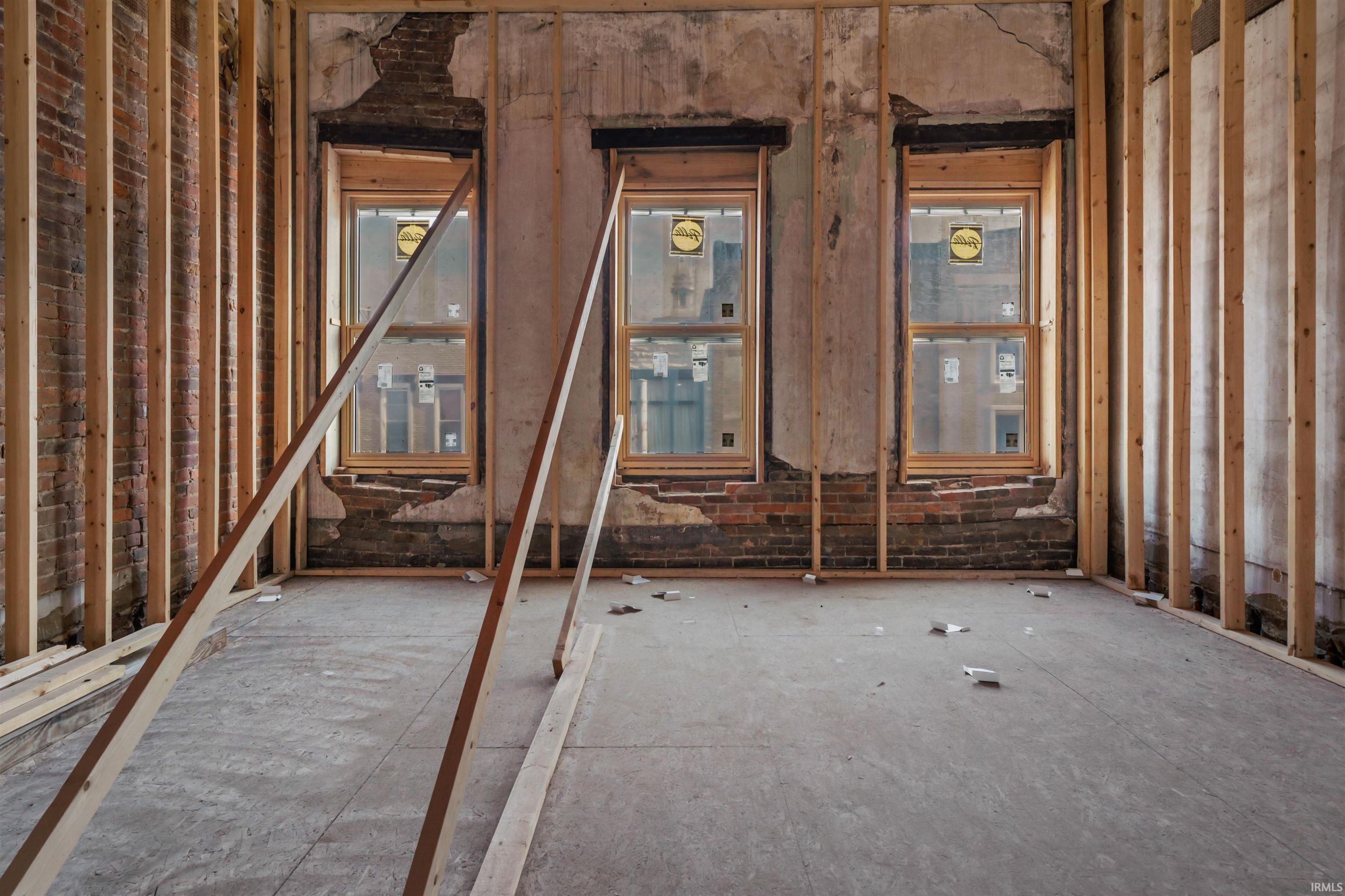 Photo 20 of 35 W Canal Street