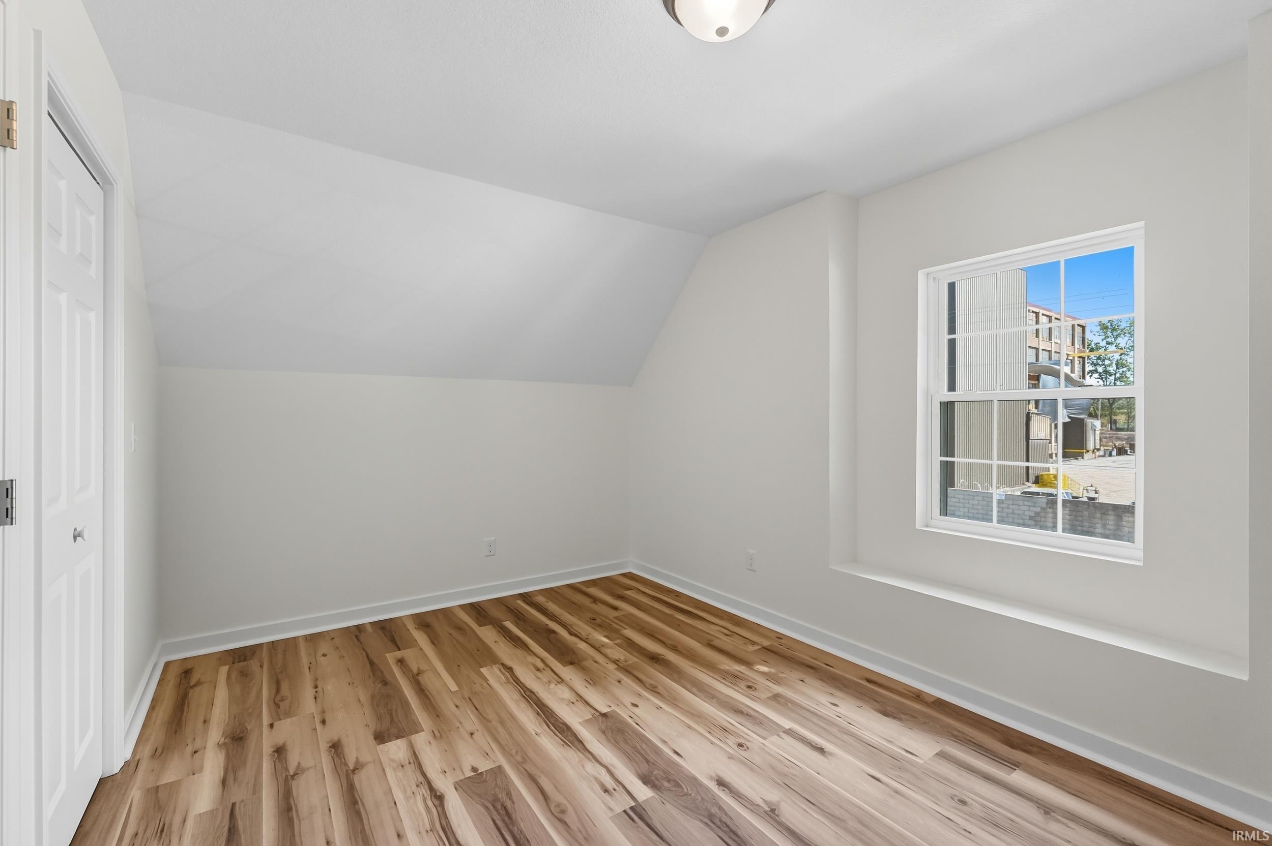 Photo 19 of 733 Growth Avenue