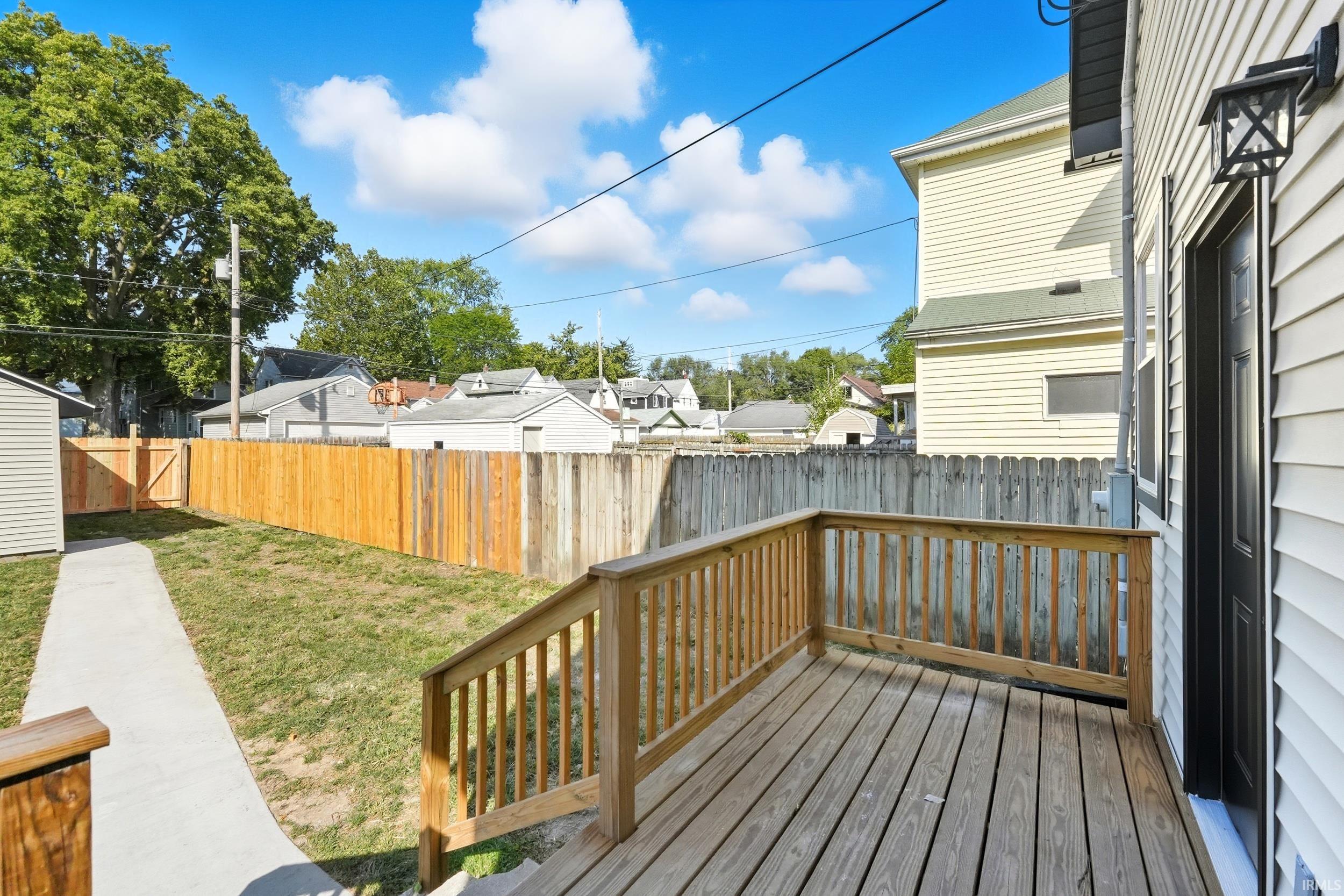 Photo 29 of 733 Growth Avenue