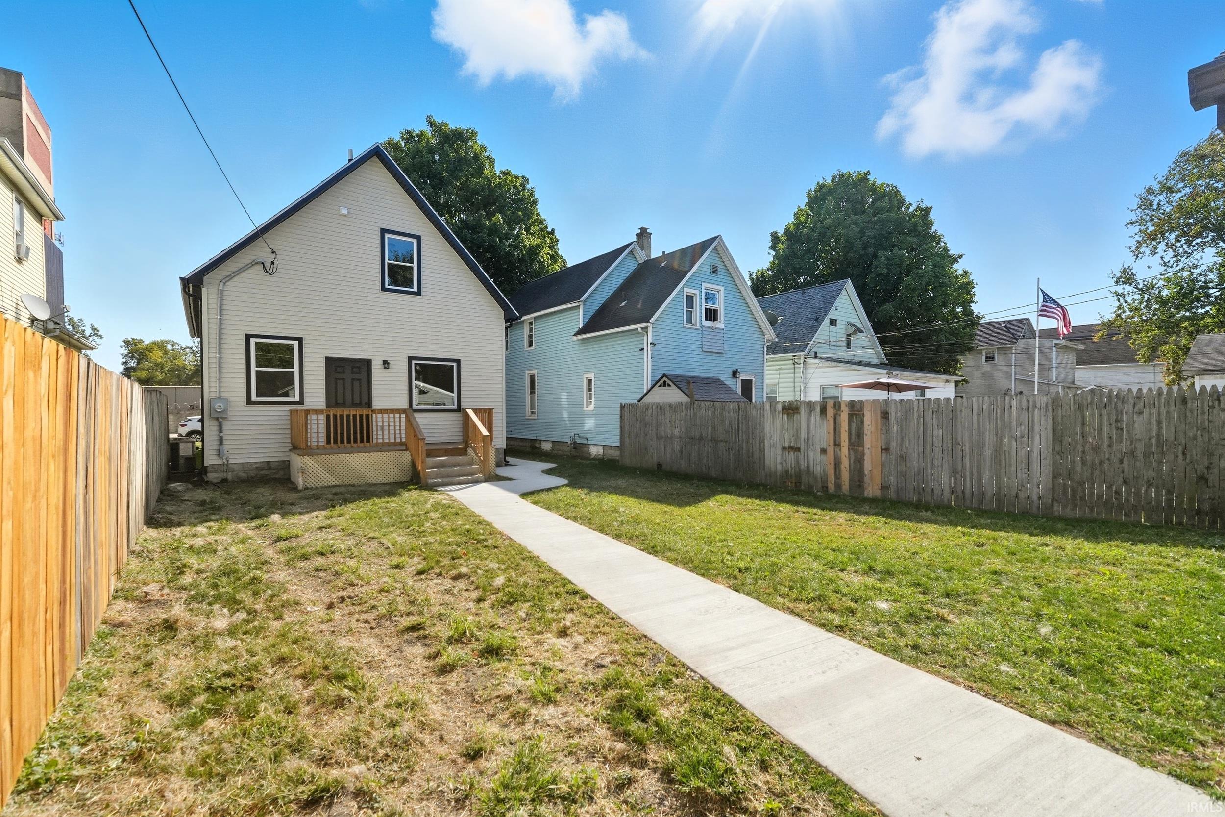 Photo 33 of 733 Growth Avenue