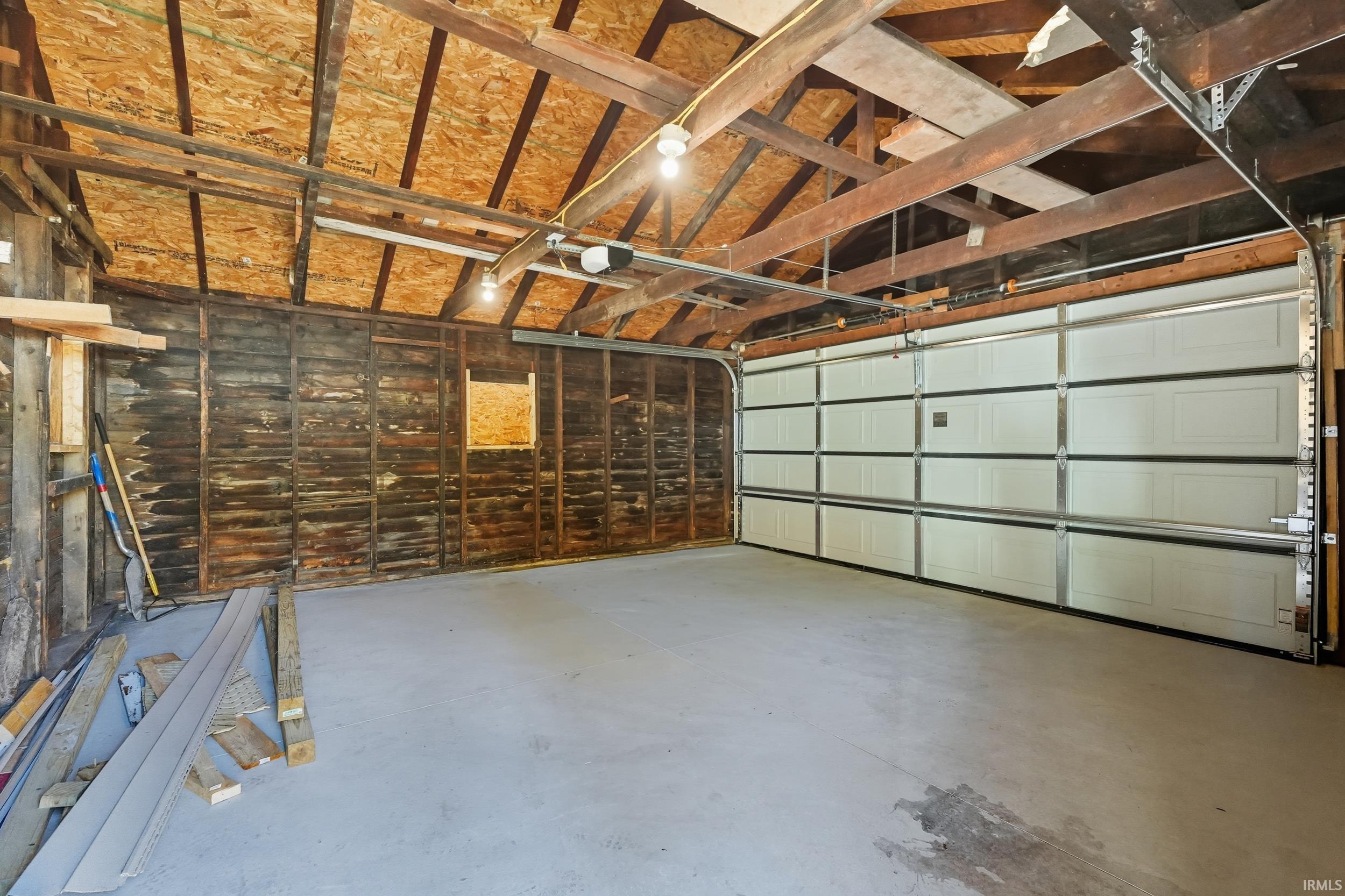 Photo 35 of 733 Growth Avenue