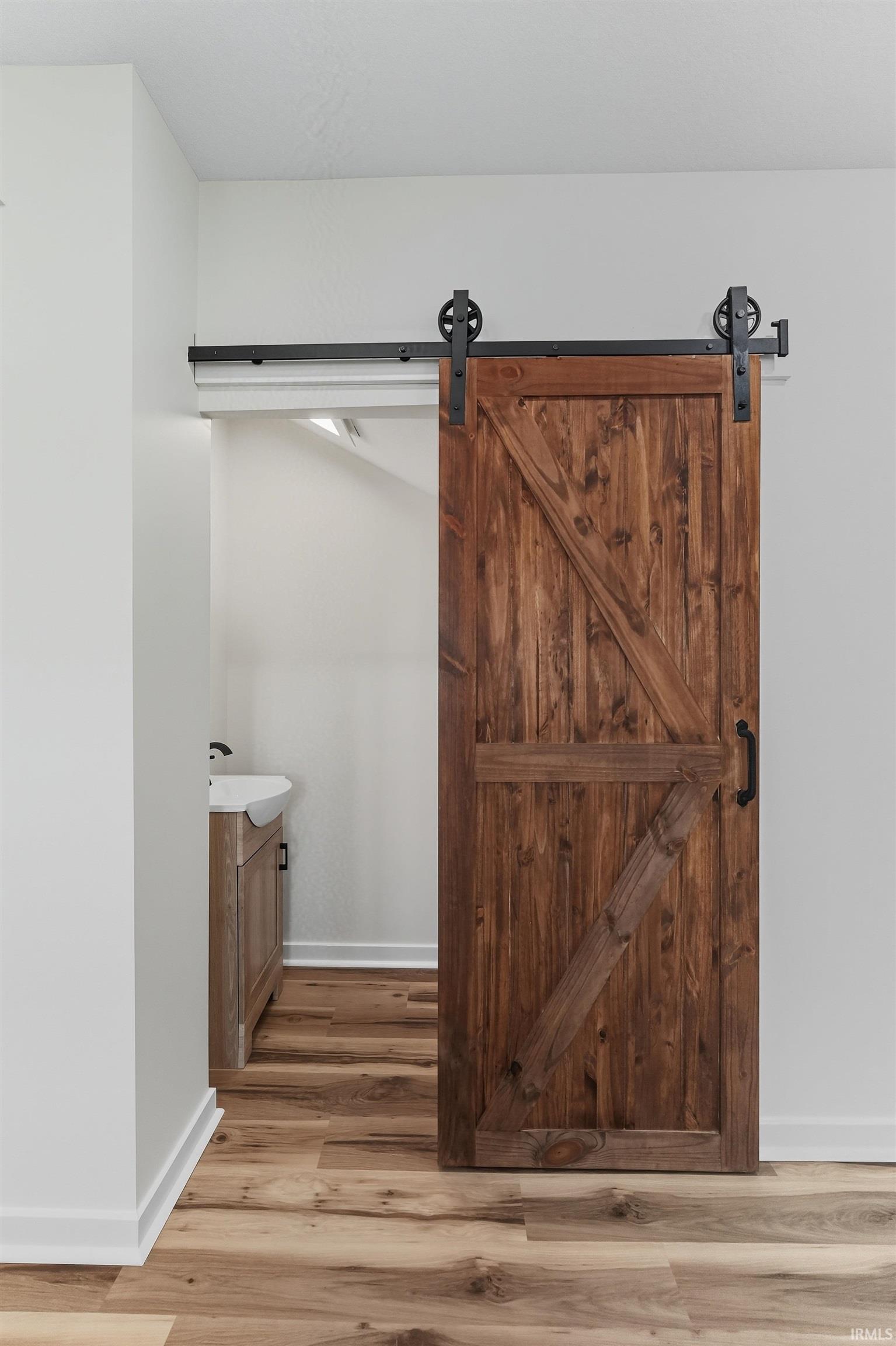 Photo 7 of 733 Growth Avenue