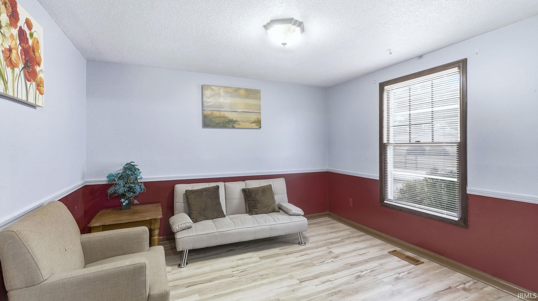 Photo 3 of 4011 Thornbury Place