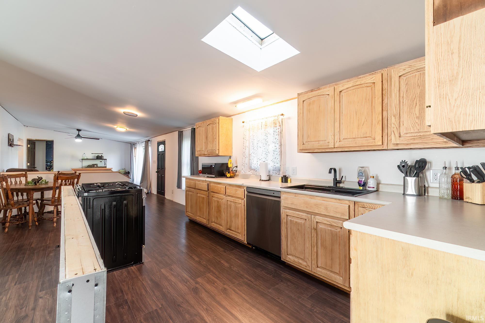 Homes for sale in Warsaw, IN | 4562 N 450 W Rd, Warsaw, IN 46582 | MLS# 202540992