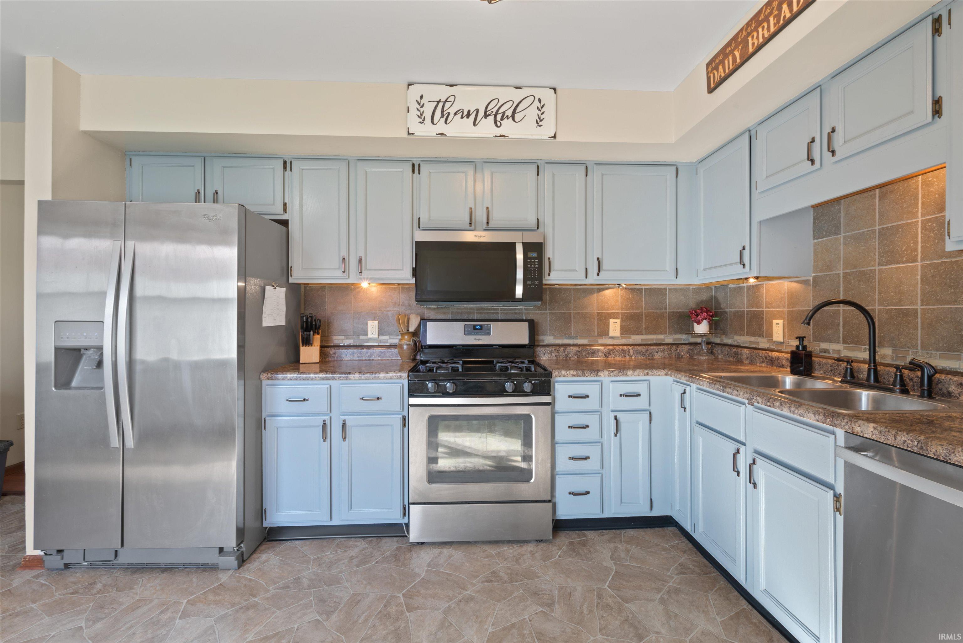 Photo 11 of 1047 Steven Court