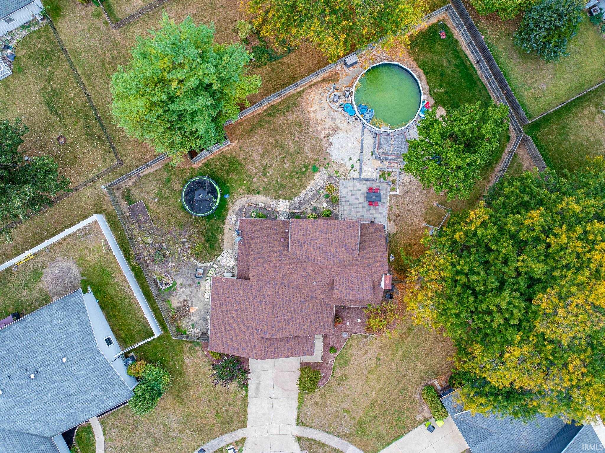 Photo 2 of 1570 Canterbury Court