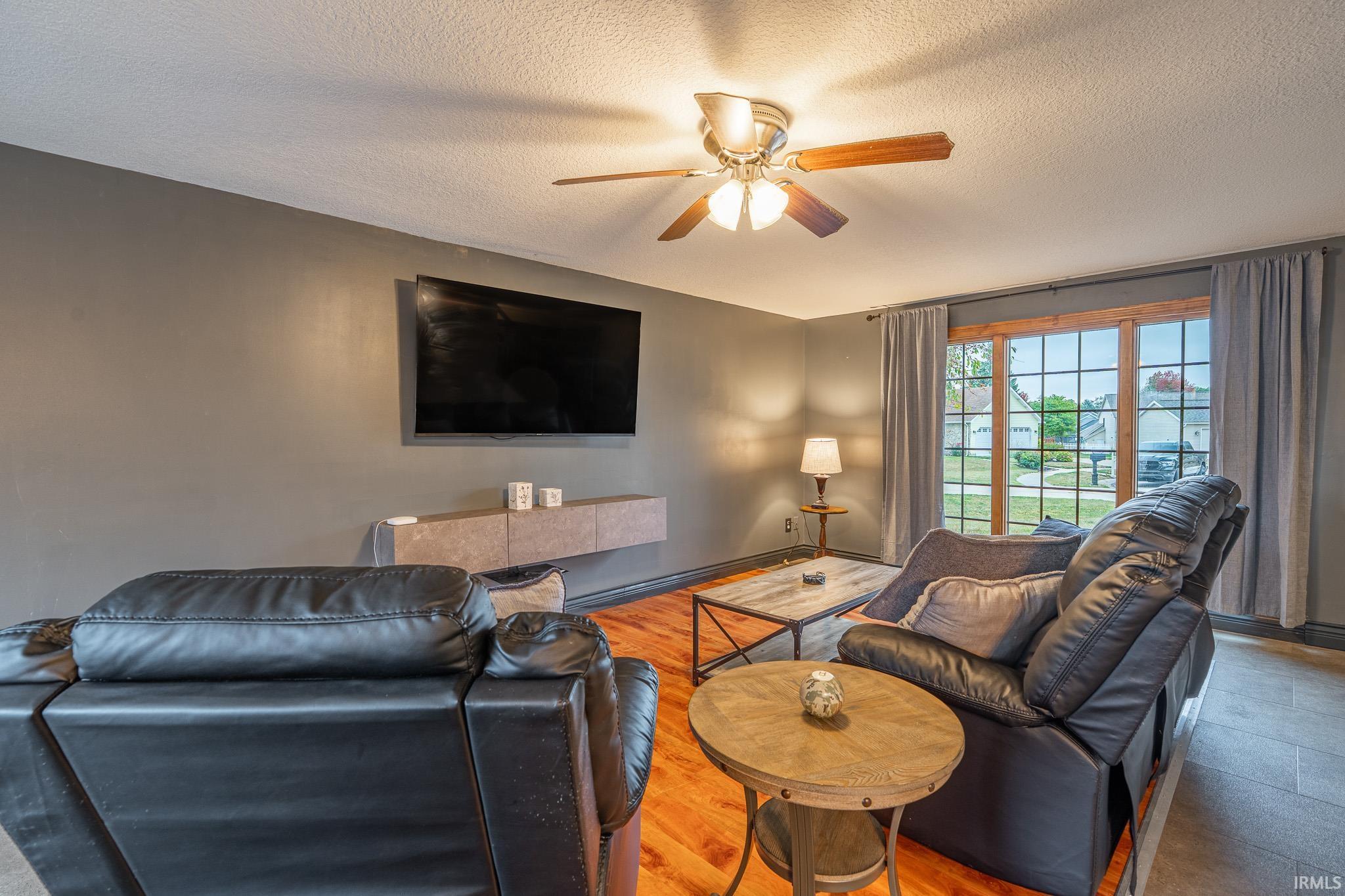 Photo 6 of 1570 Canterbury Court