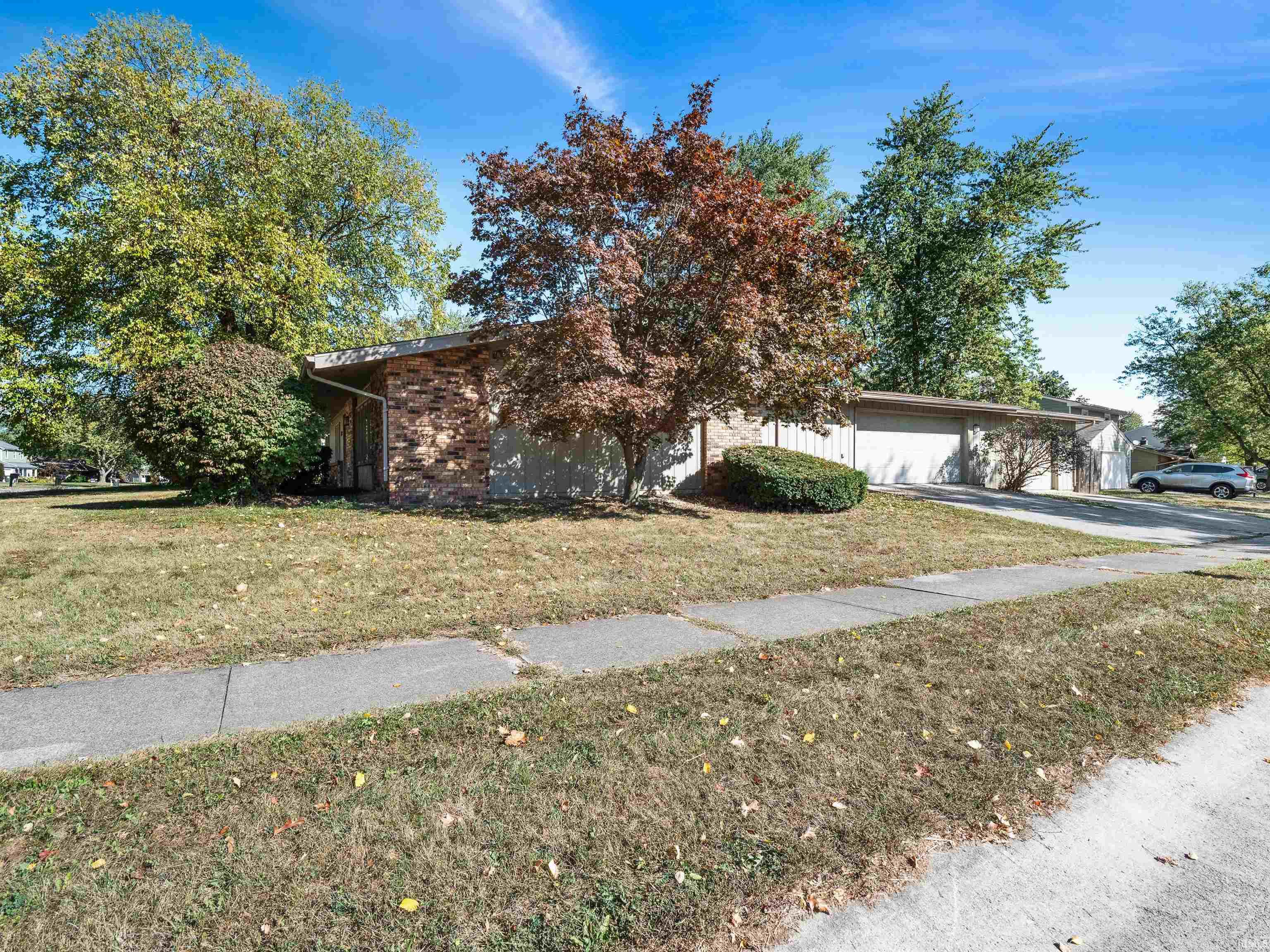 Photo 5 of 3210 Arrowwood Drive