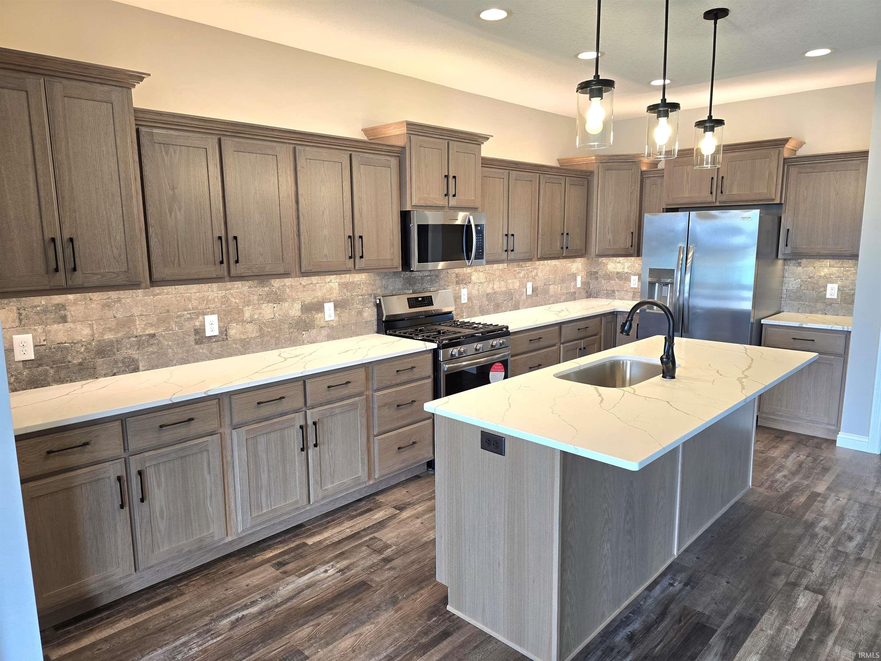 Photo 4 of 14141 Hughies Cove