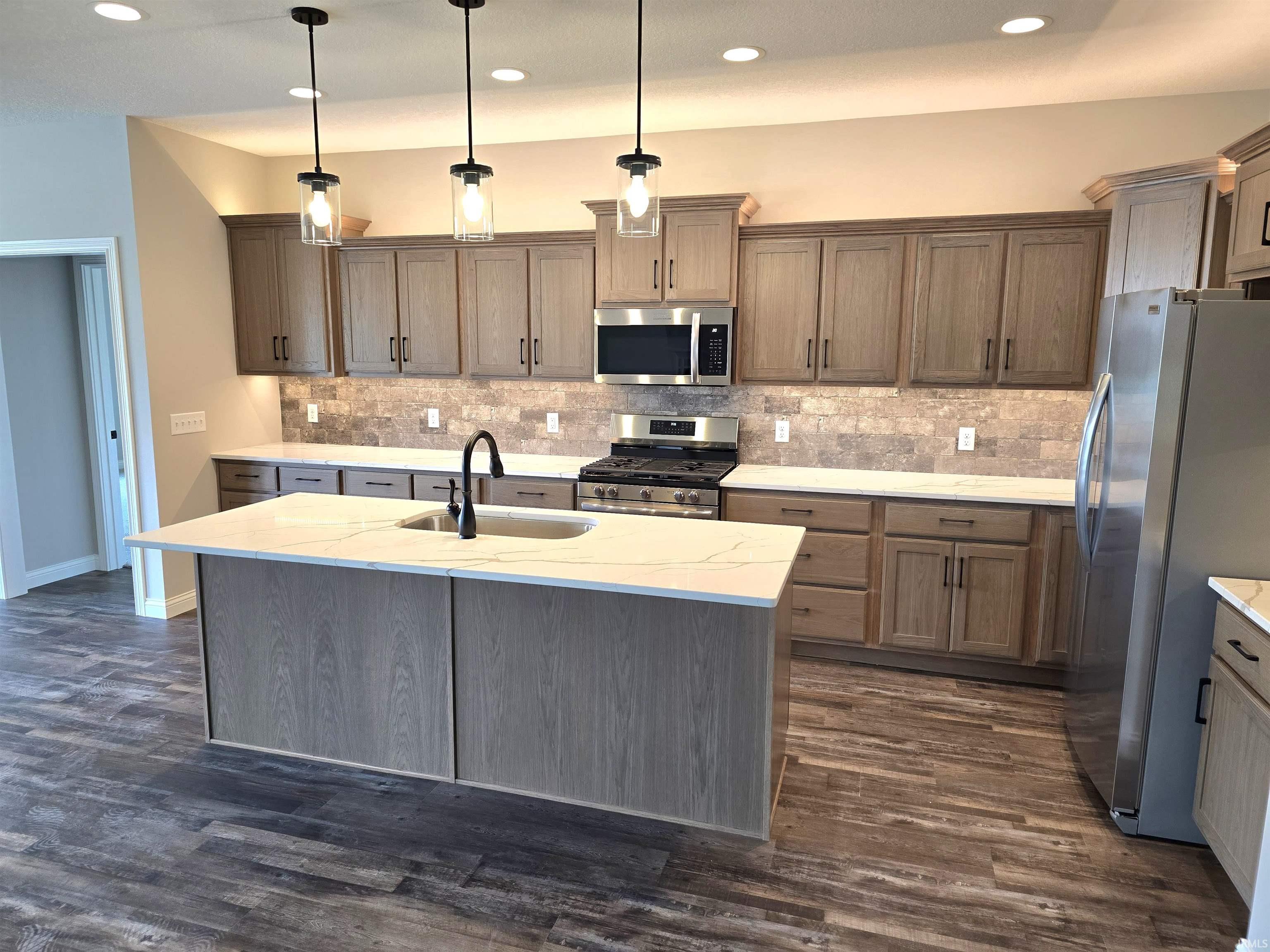 Photo 5 of 14141 Hughies Cove