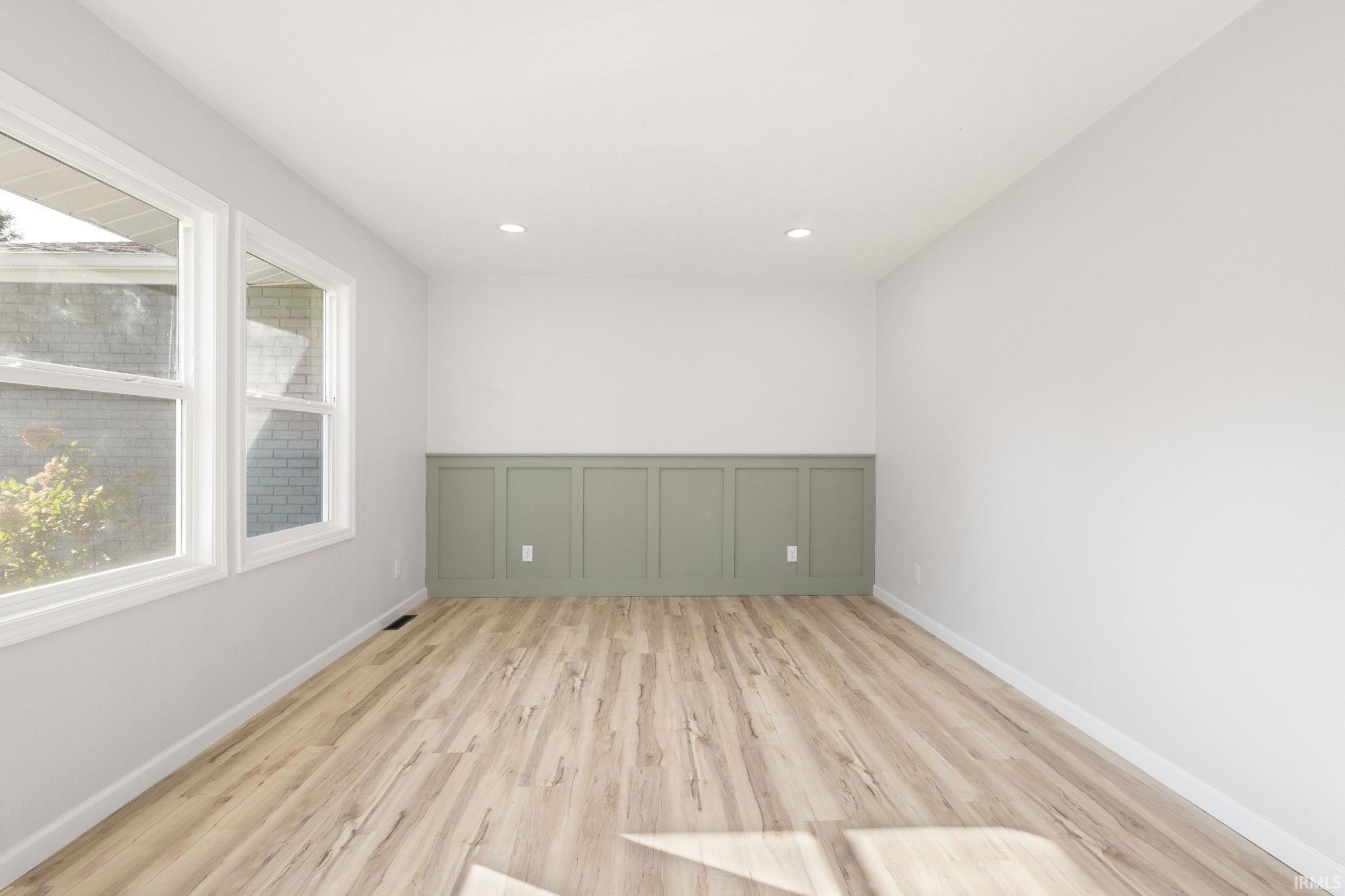 Photo 3 of 54737 Country Manor Place