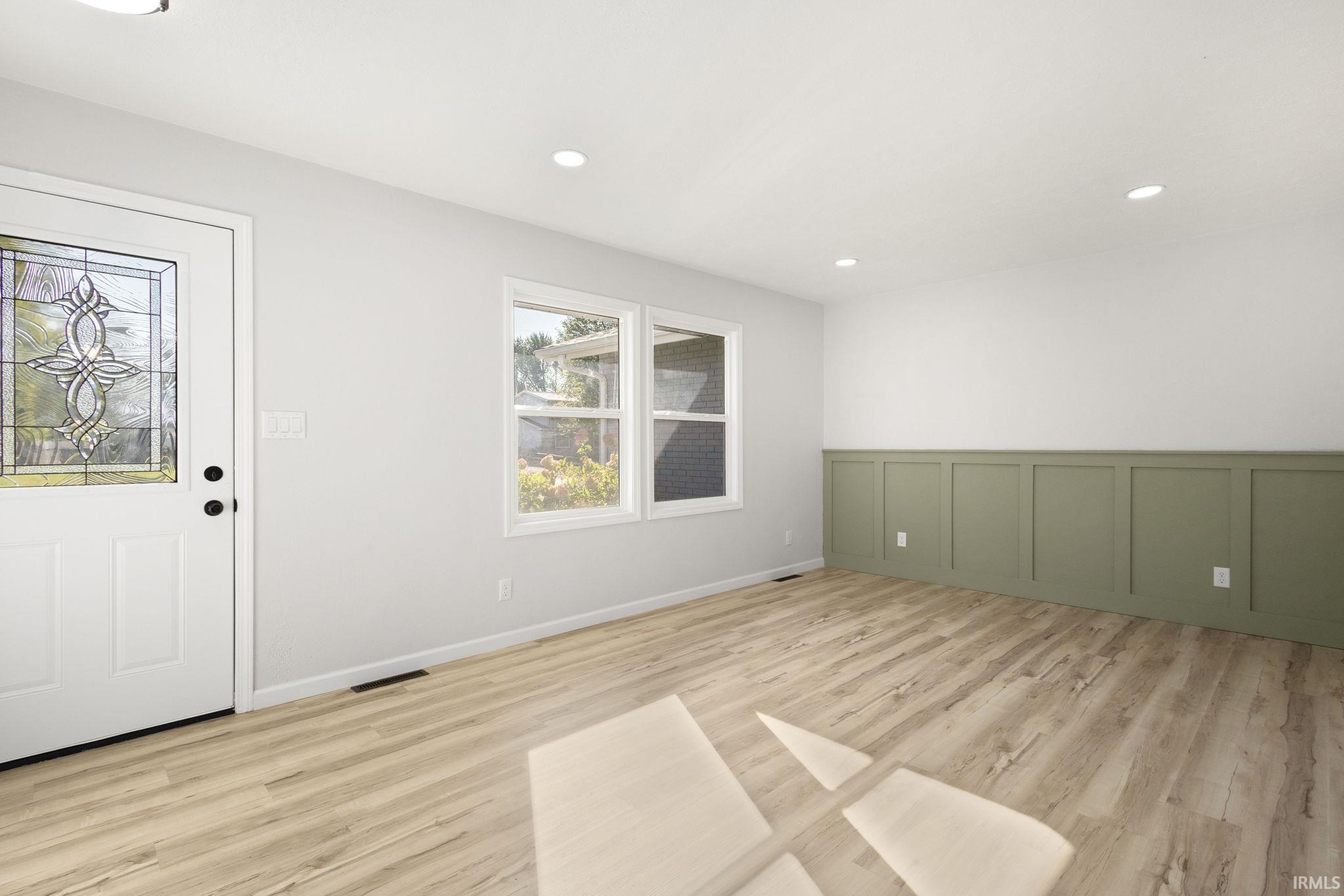 Photo 4 of 54737 Country Manor Place