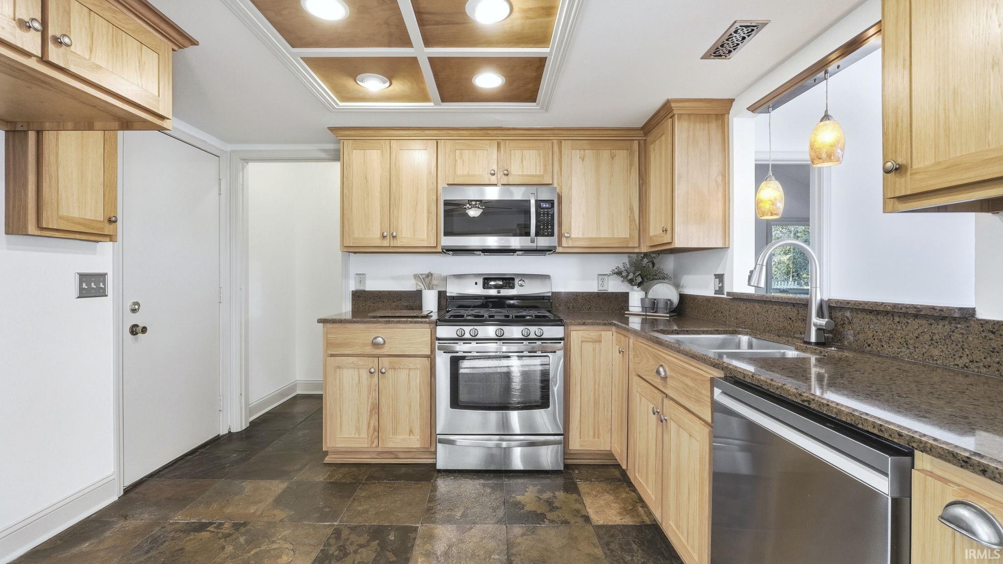 Photo 7 of 1503 Channel Court