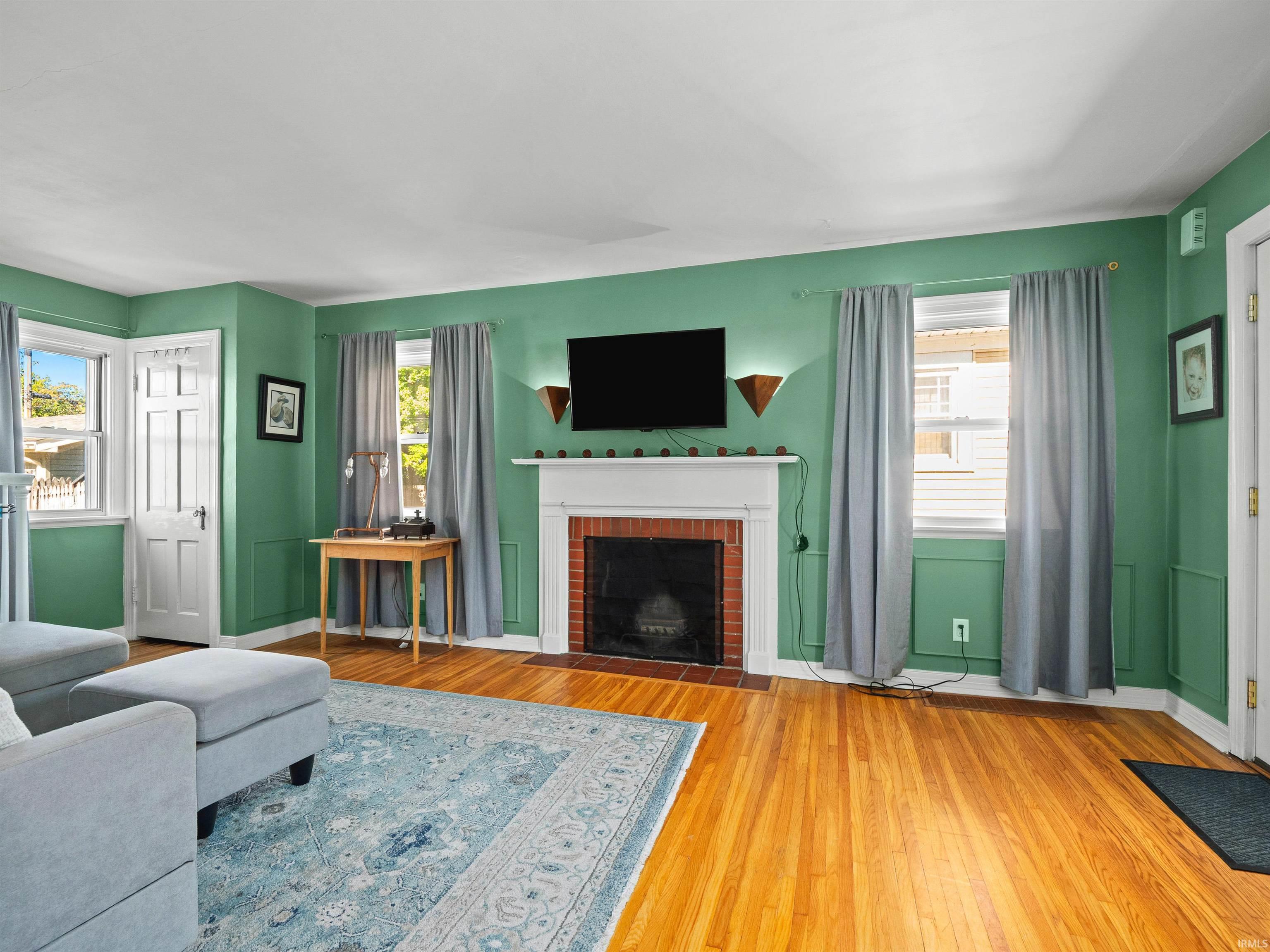 Photo 4 of 801 Kensington Boulevard