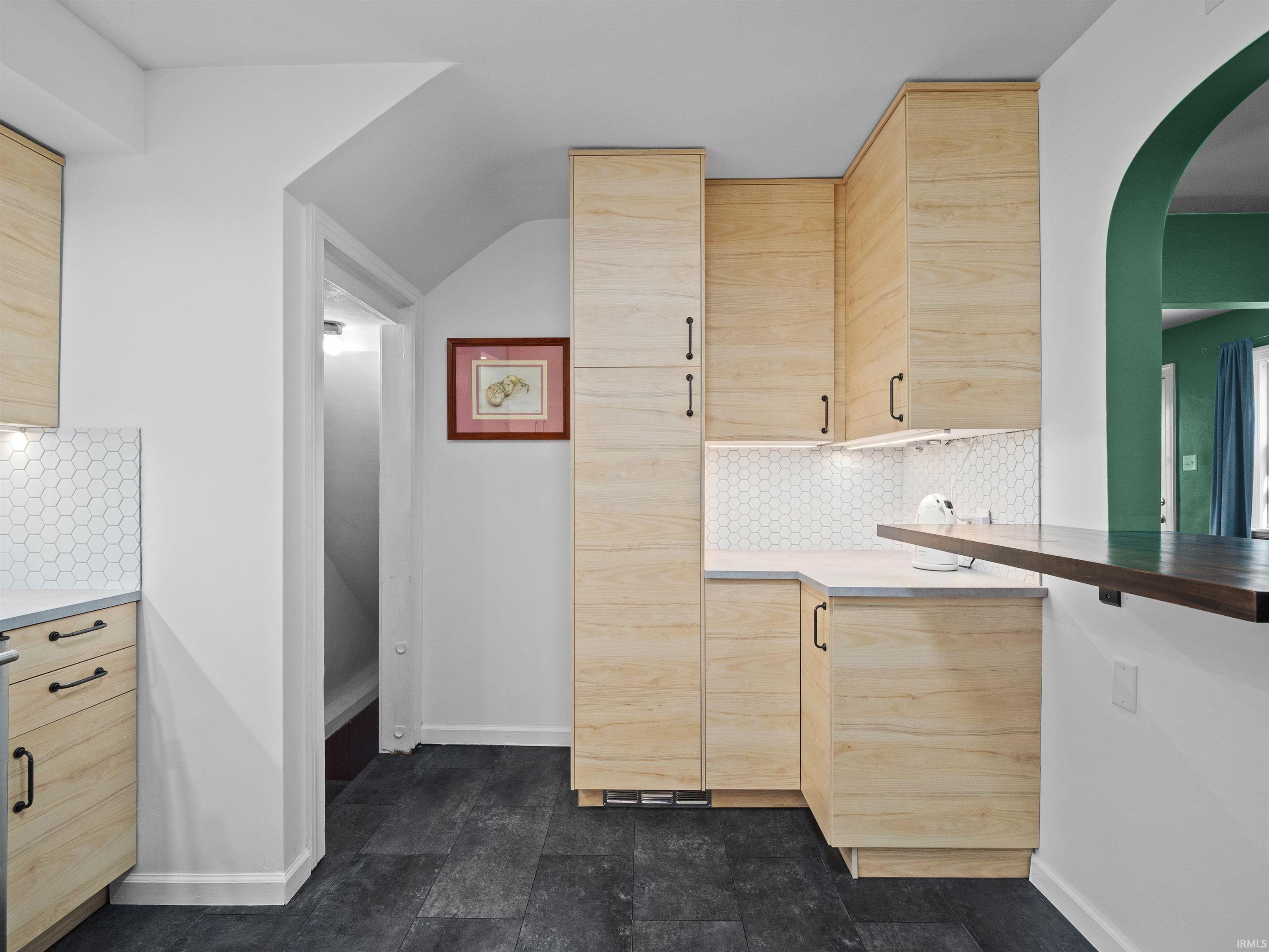 Photo 8 of 801 Kensington Boulevard