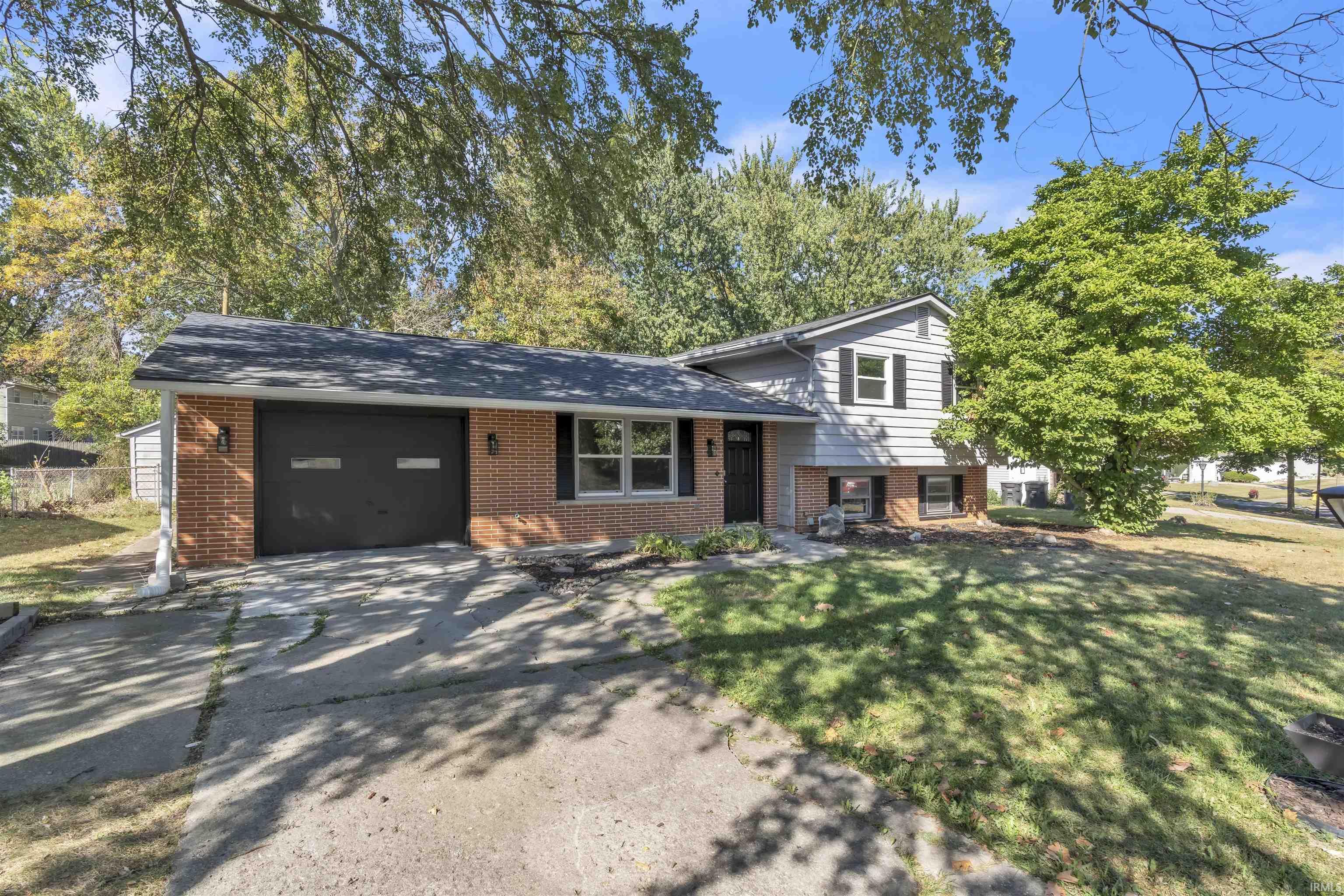 Photo 20 of 6418 Melville Drive