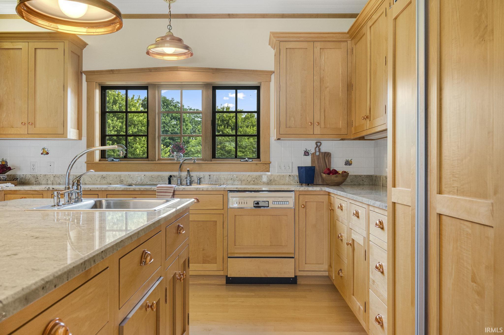 Photo 4 of 280 Lane 345 Lake James