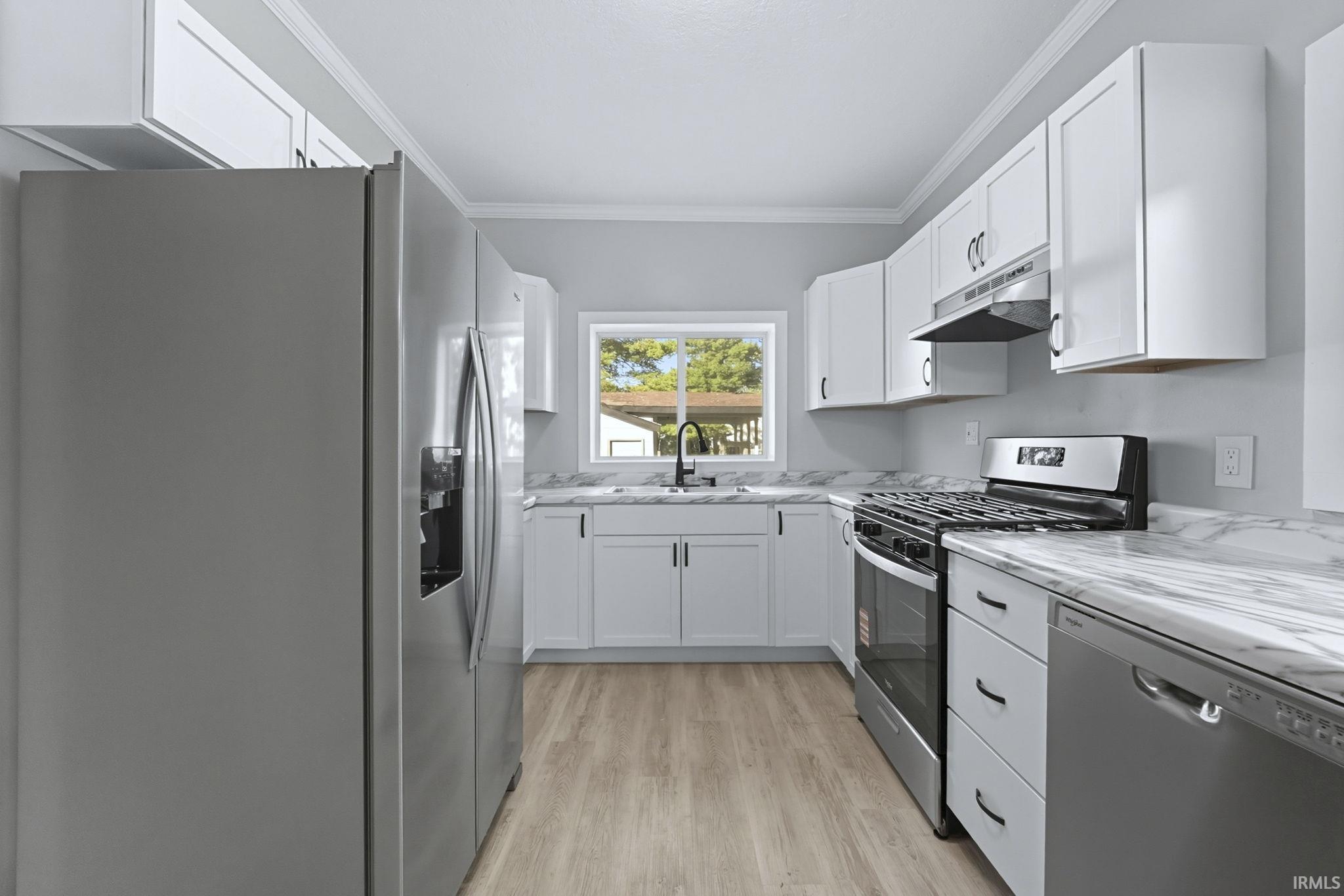 Photo 18 of 404 S Peters Street