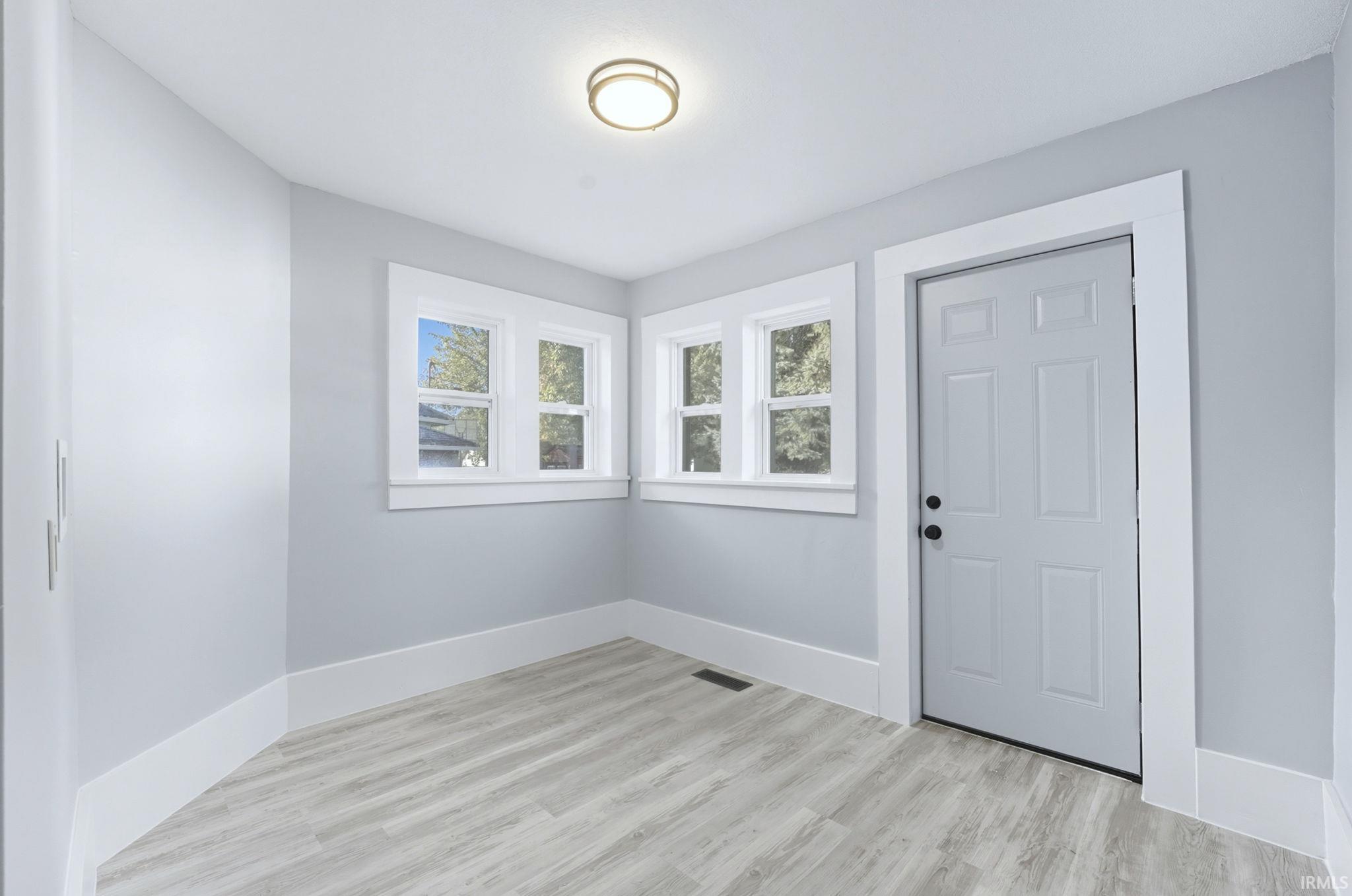 Photo 31 of 404 S Peters Street