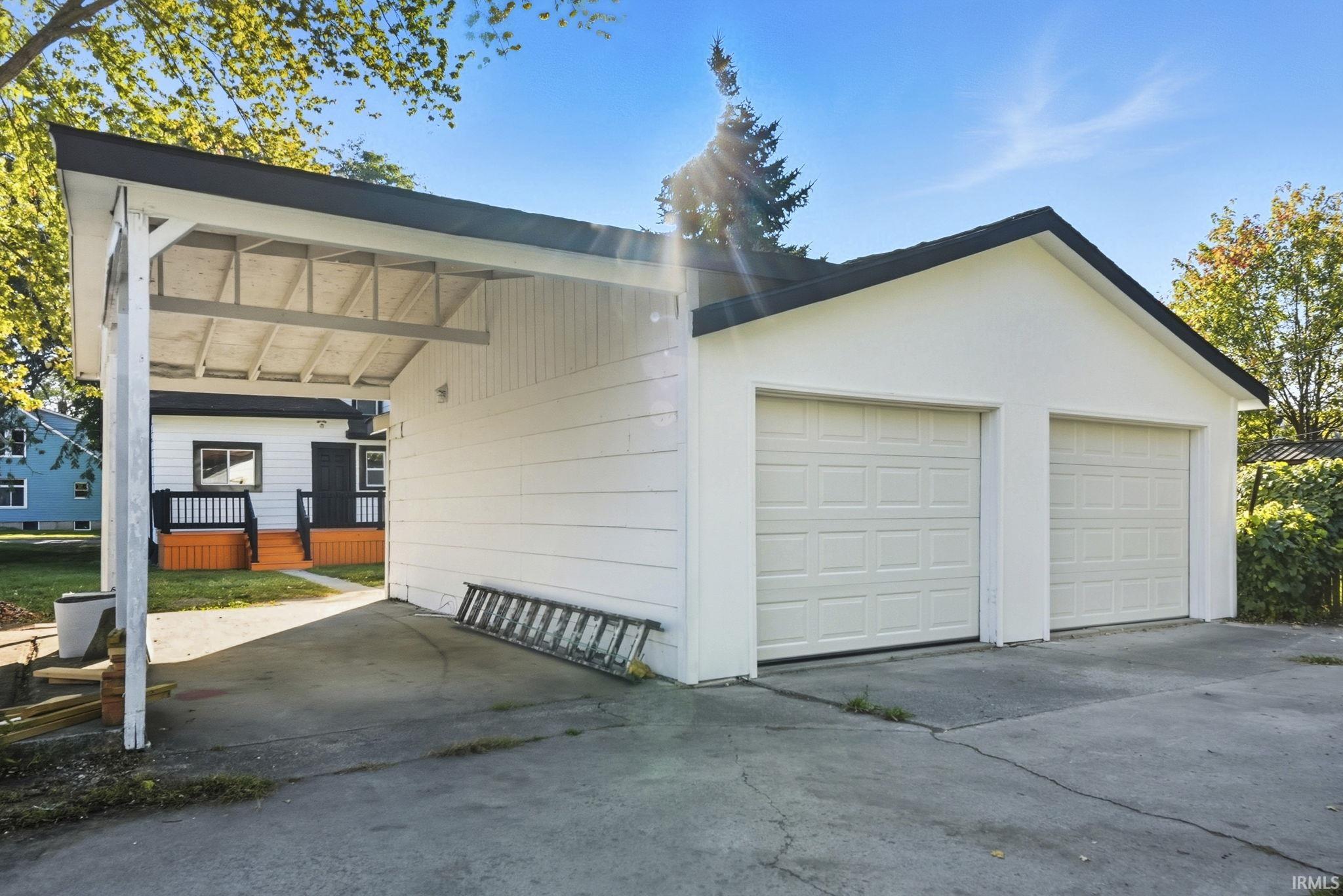 Photo 35 of 404 S Peters Street