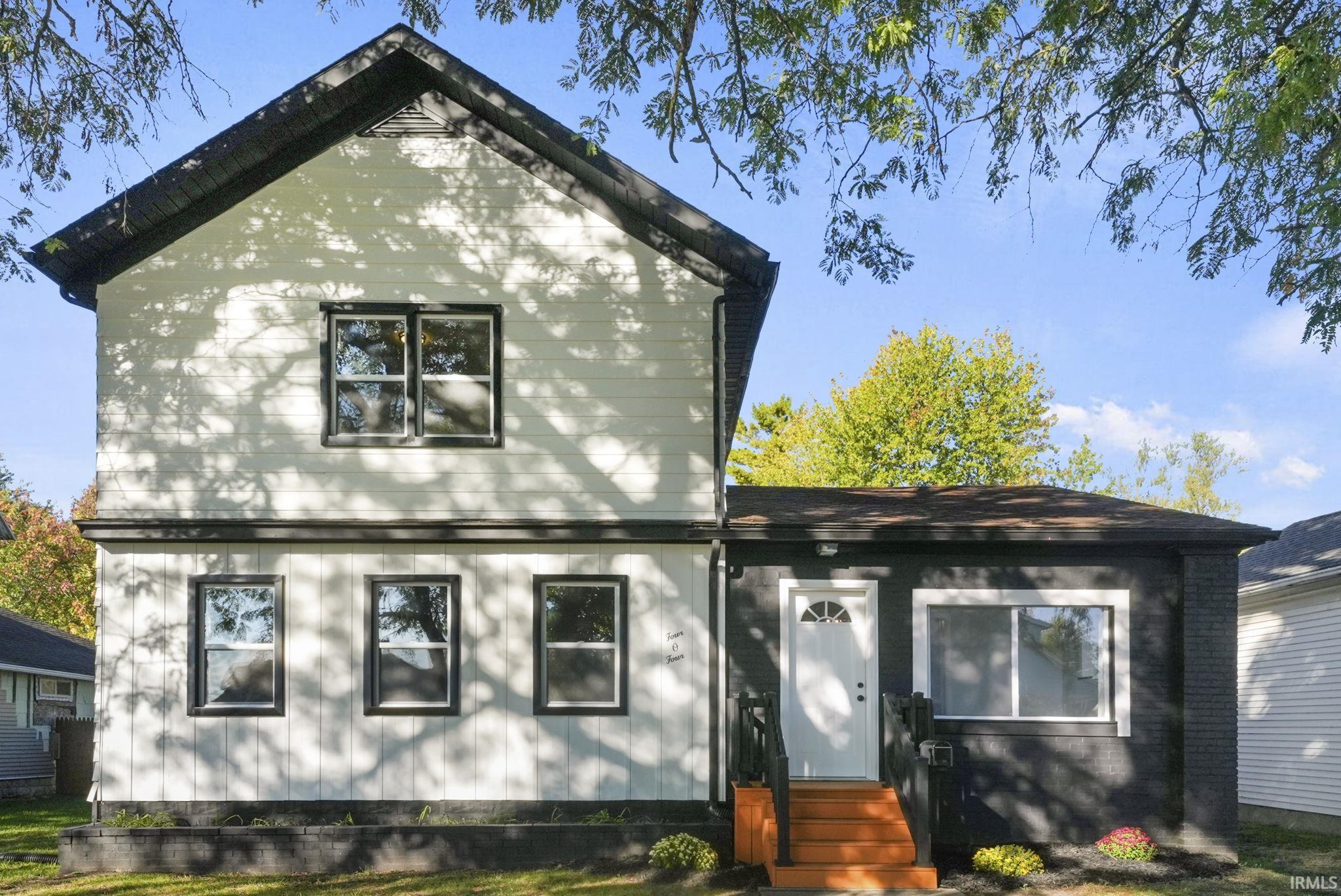 Photo 4 of 404 S Peters Street