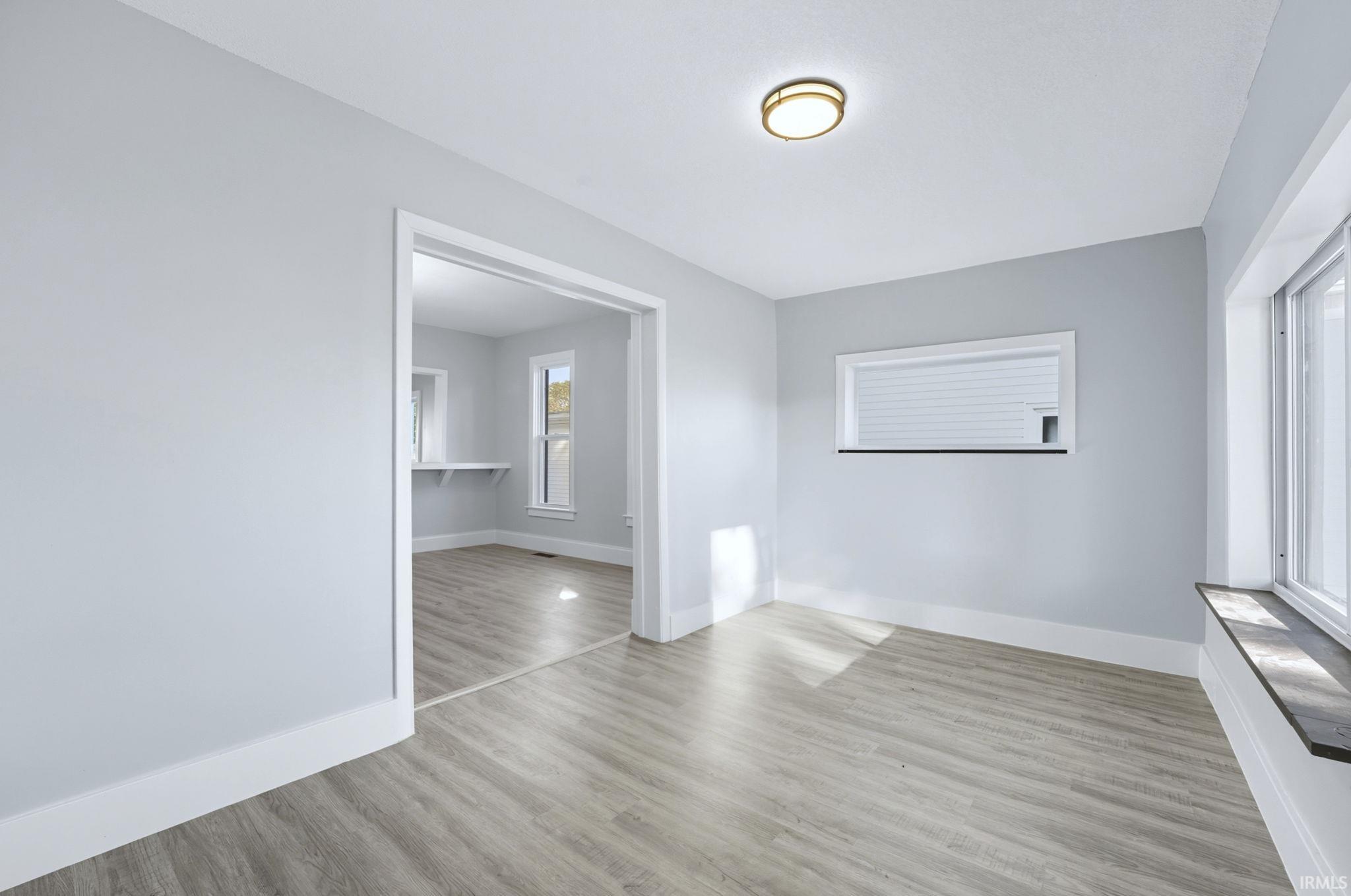 Photo 8 of 404 S Peters Street