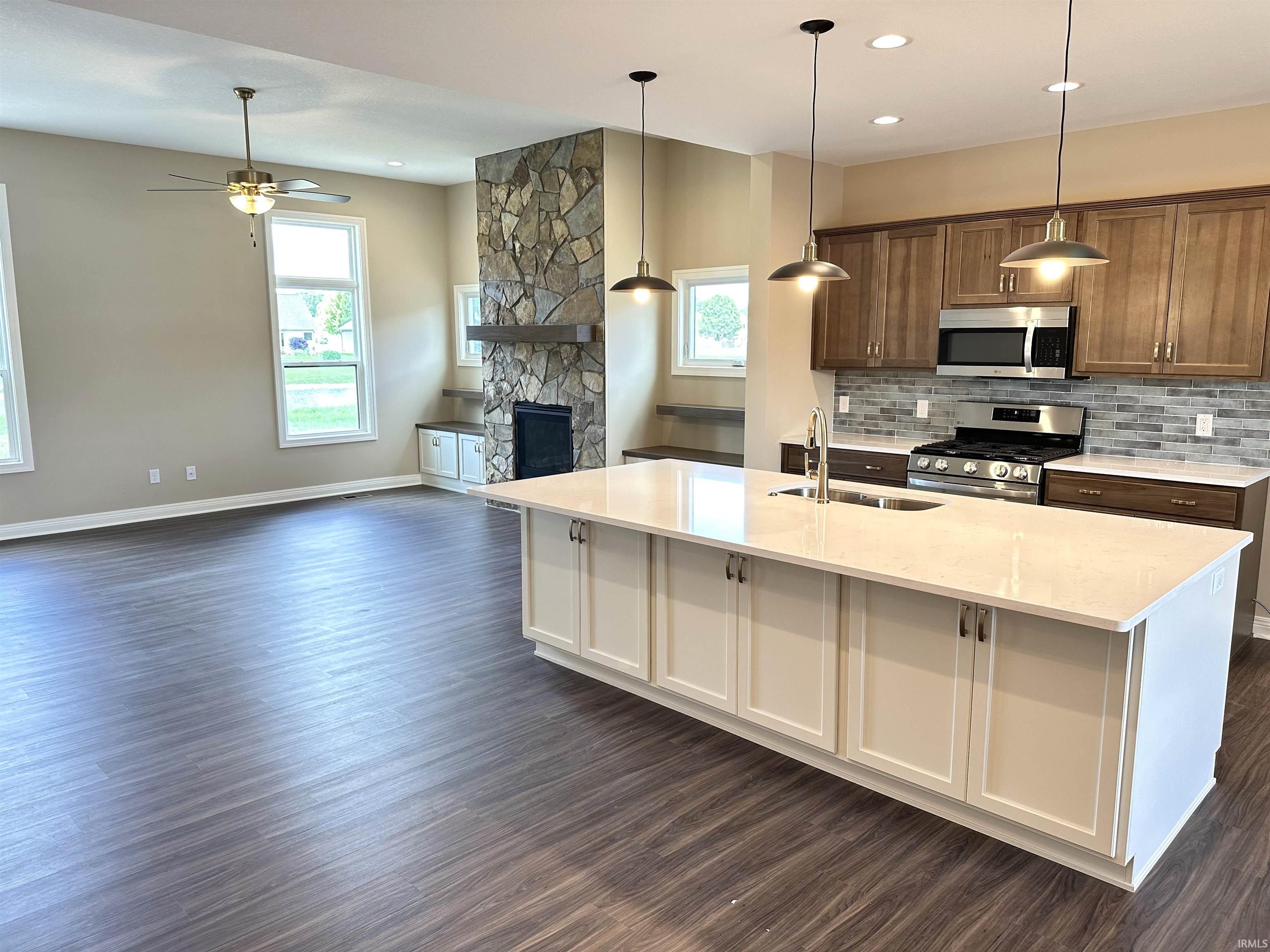 Photo 2 of 1480 Monte Carlo Drive