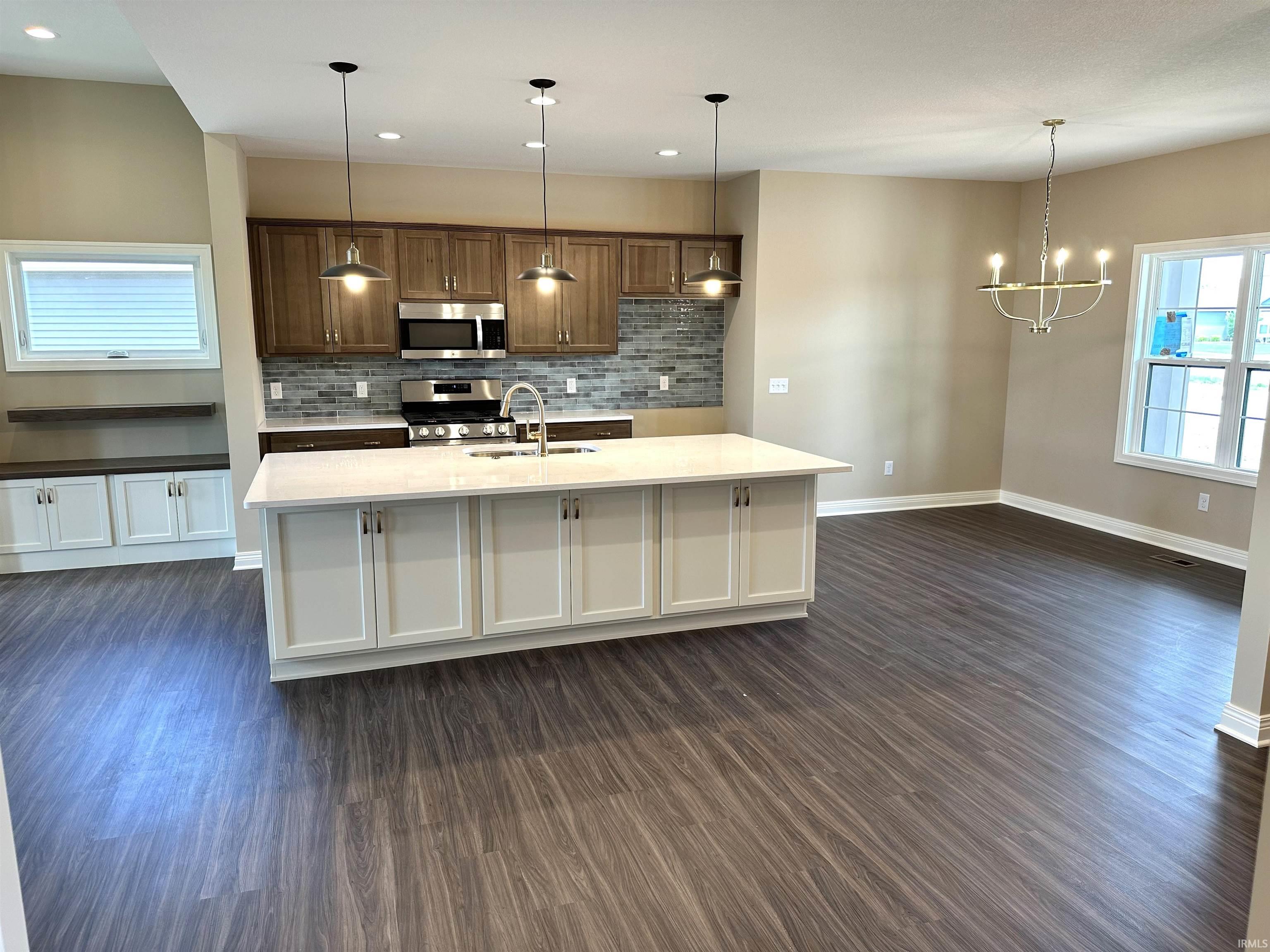 Photo 3 of 1480 Monte Carlo Drive