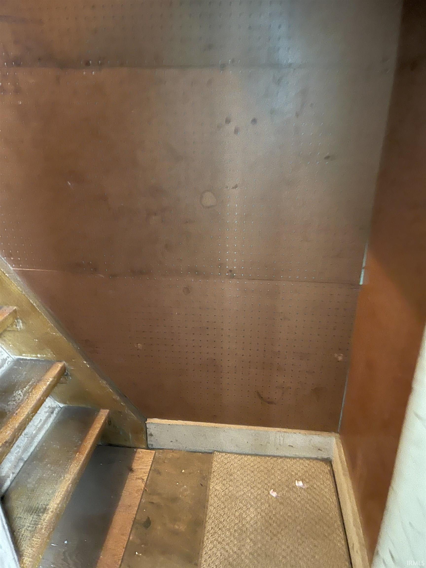 Photo 10 of 2526 Raymond Avenue