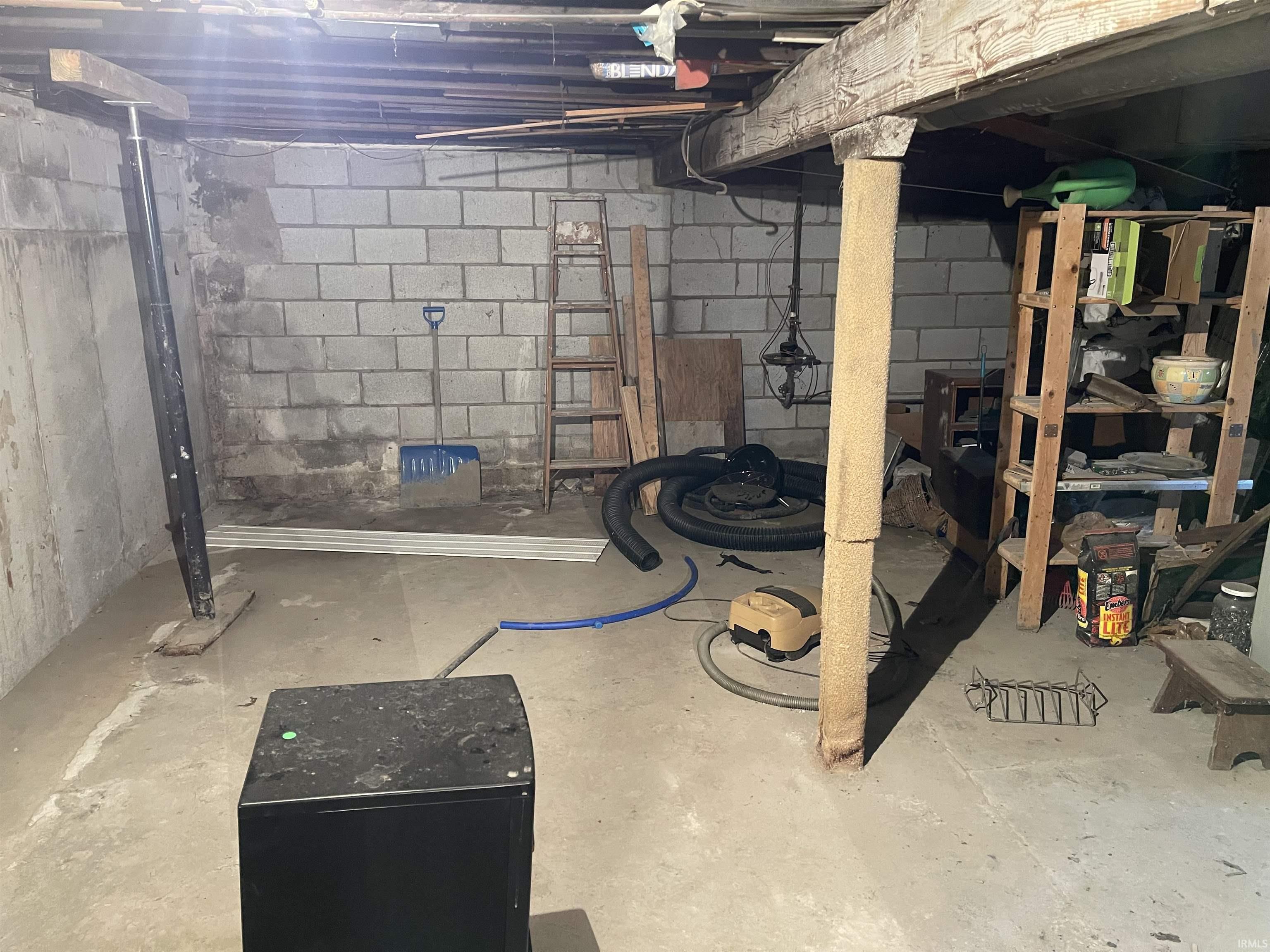 Photo 19 of 2526 Raymond Avenue